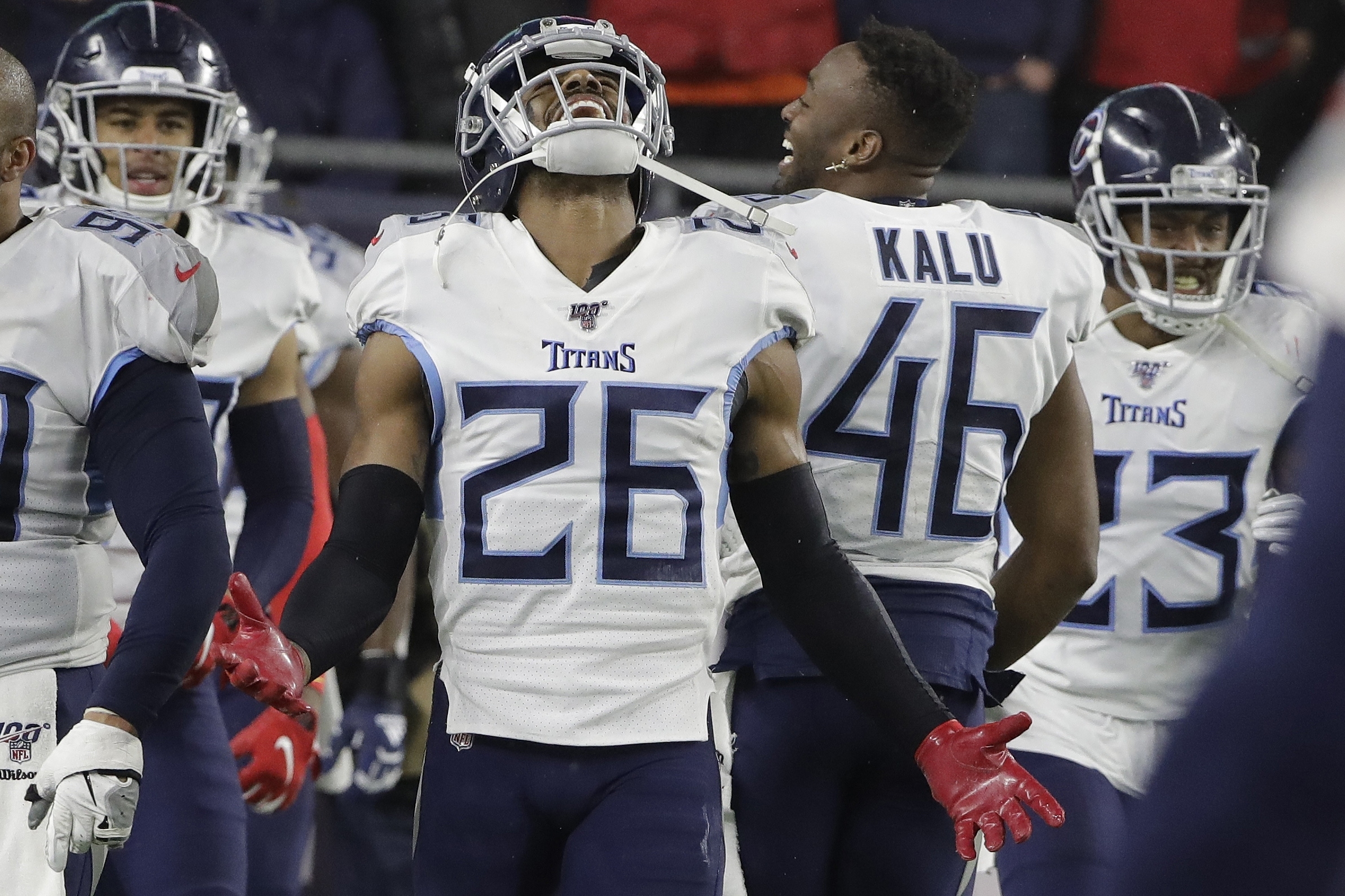 With Henry, Titans ready to mash through playoffs