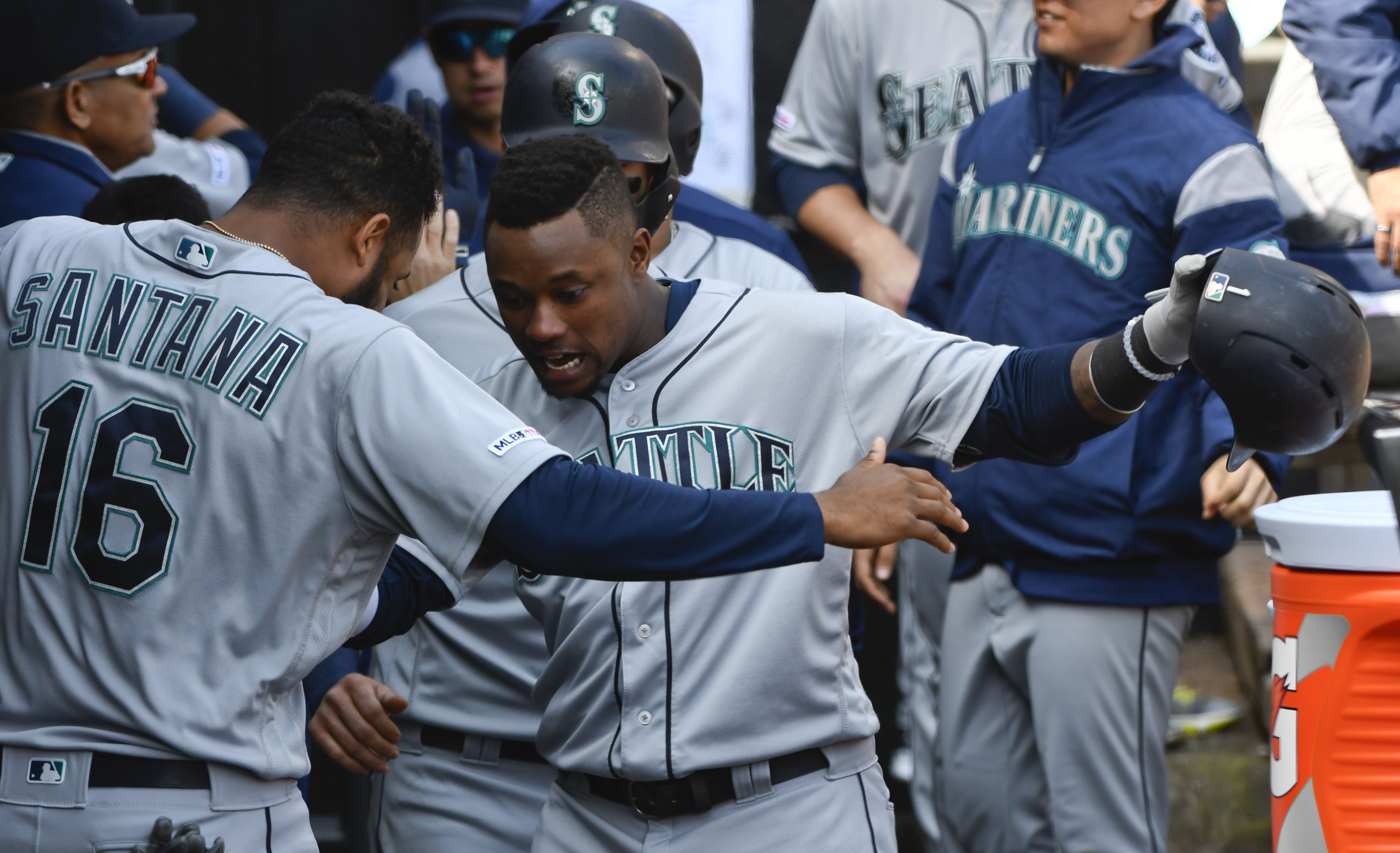 LEADING OFF: Mighty Mariners, Sunday night in Denver