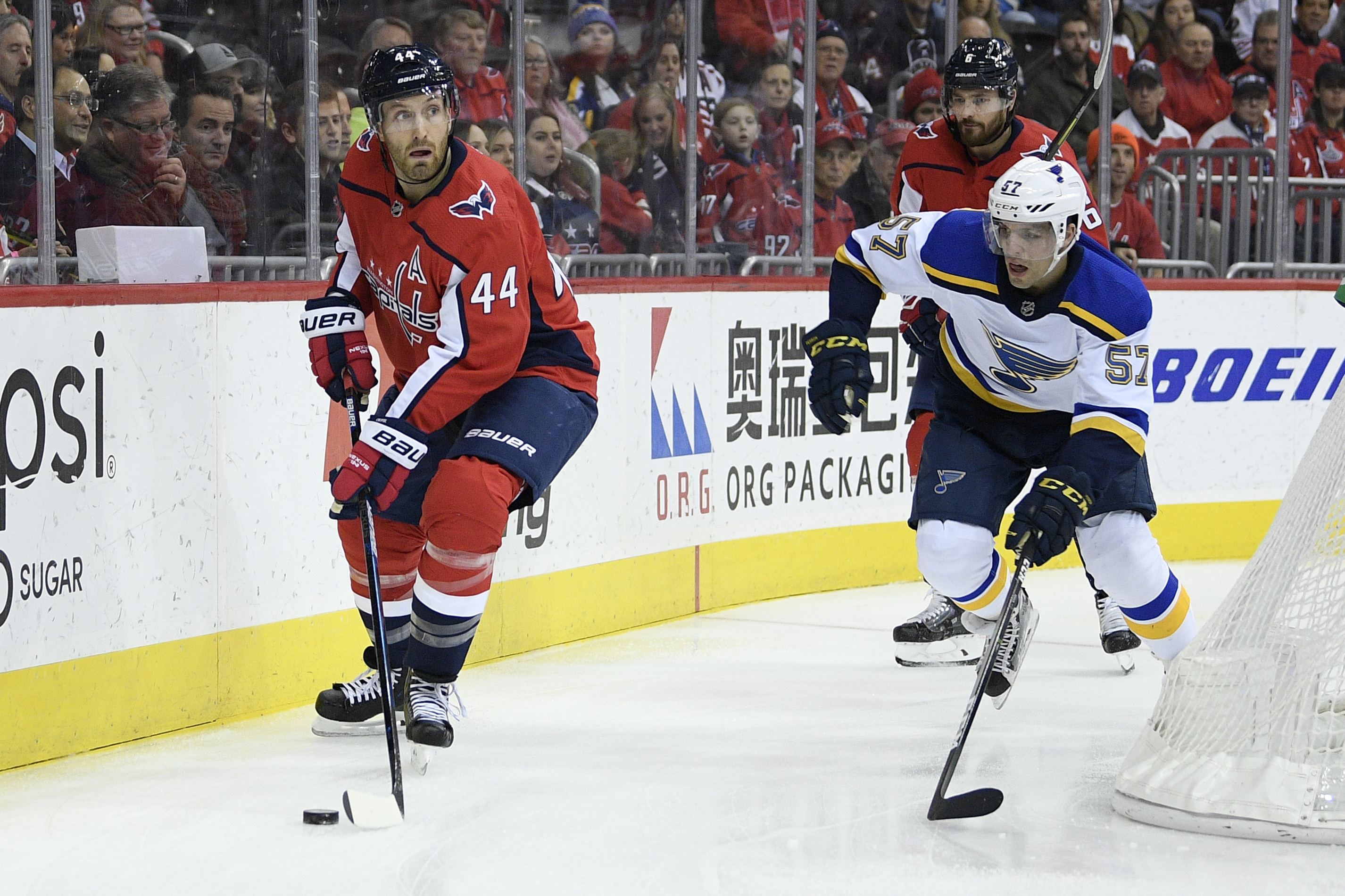 'Dinosaur' defensemen like Orpik survive in NHL by adapting