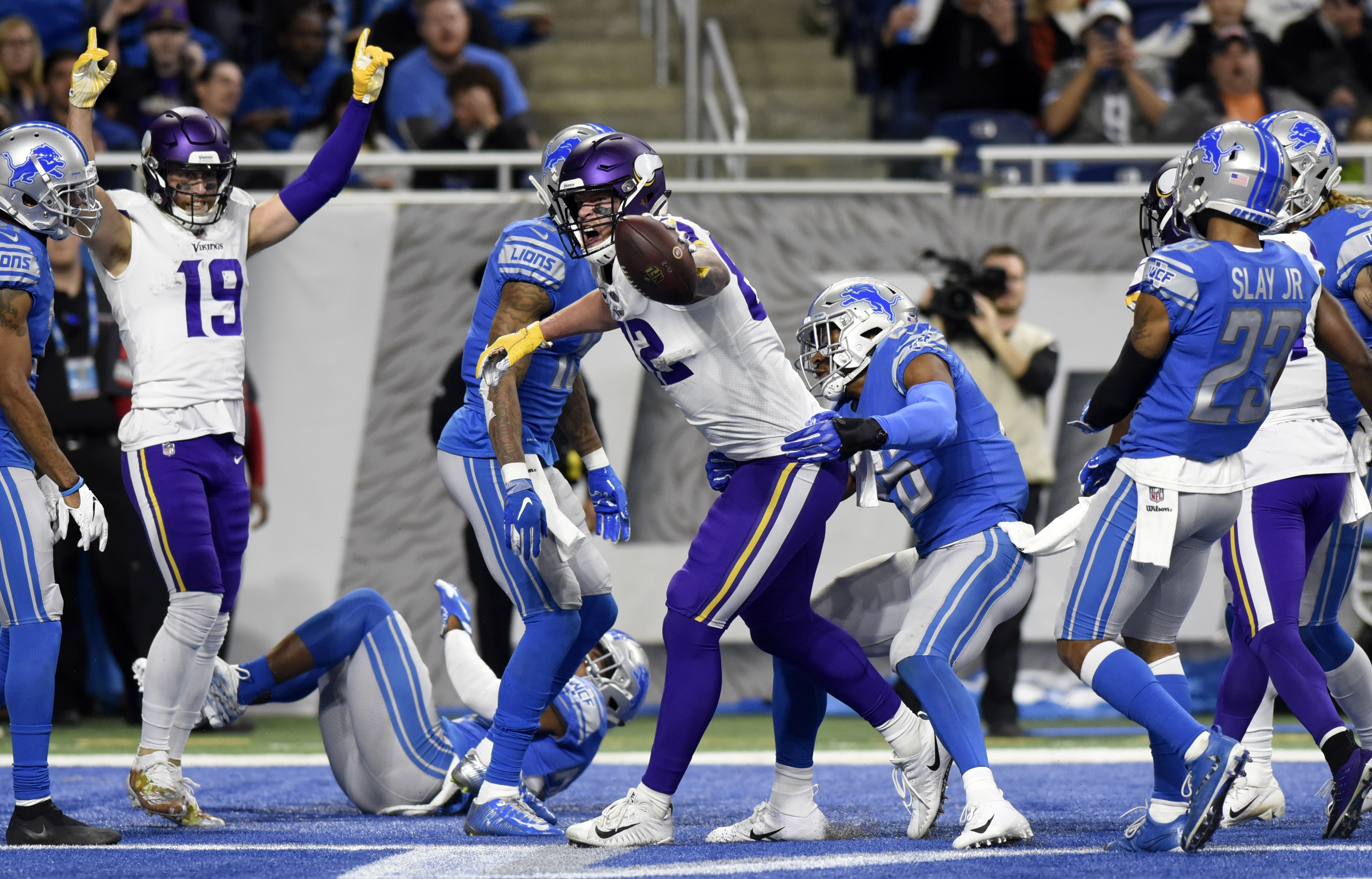 Lions assured of last-place finish after loss to Vikings