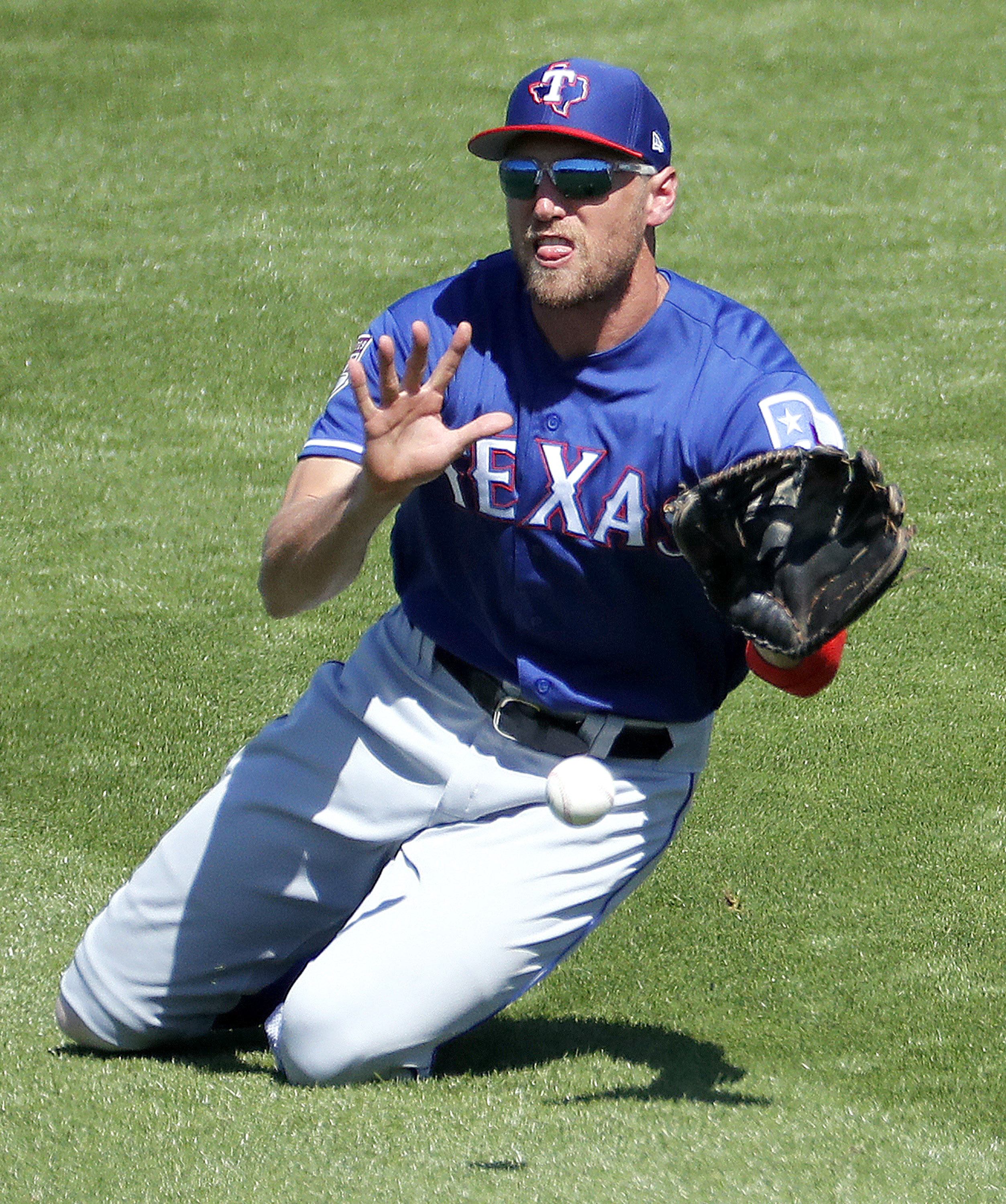 Veteran OF Pence set to start season with hometown Rangers