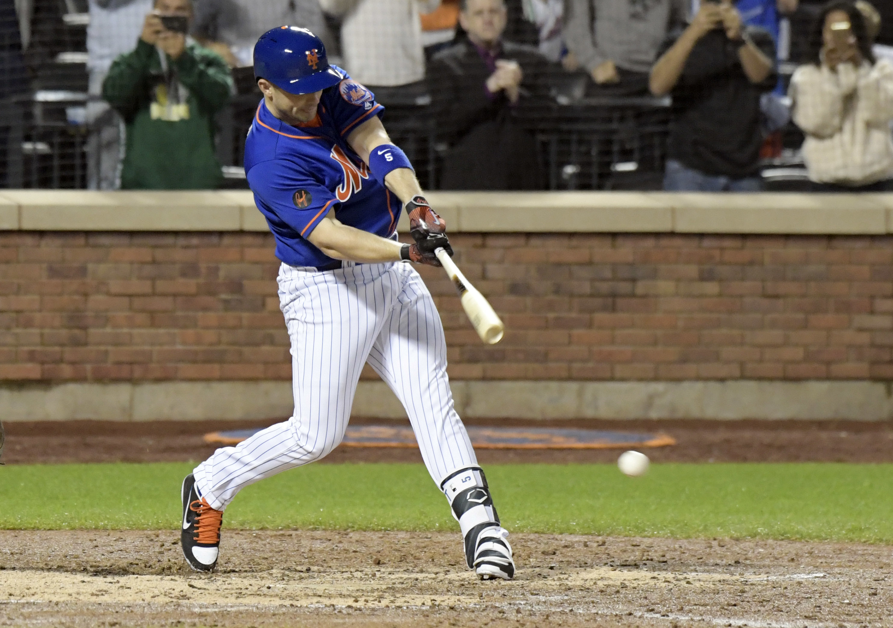 Wright grounds out on 1st swing for Mets in almost 2½ years