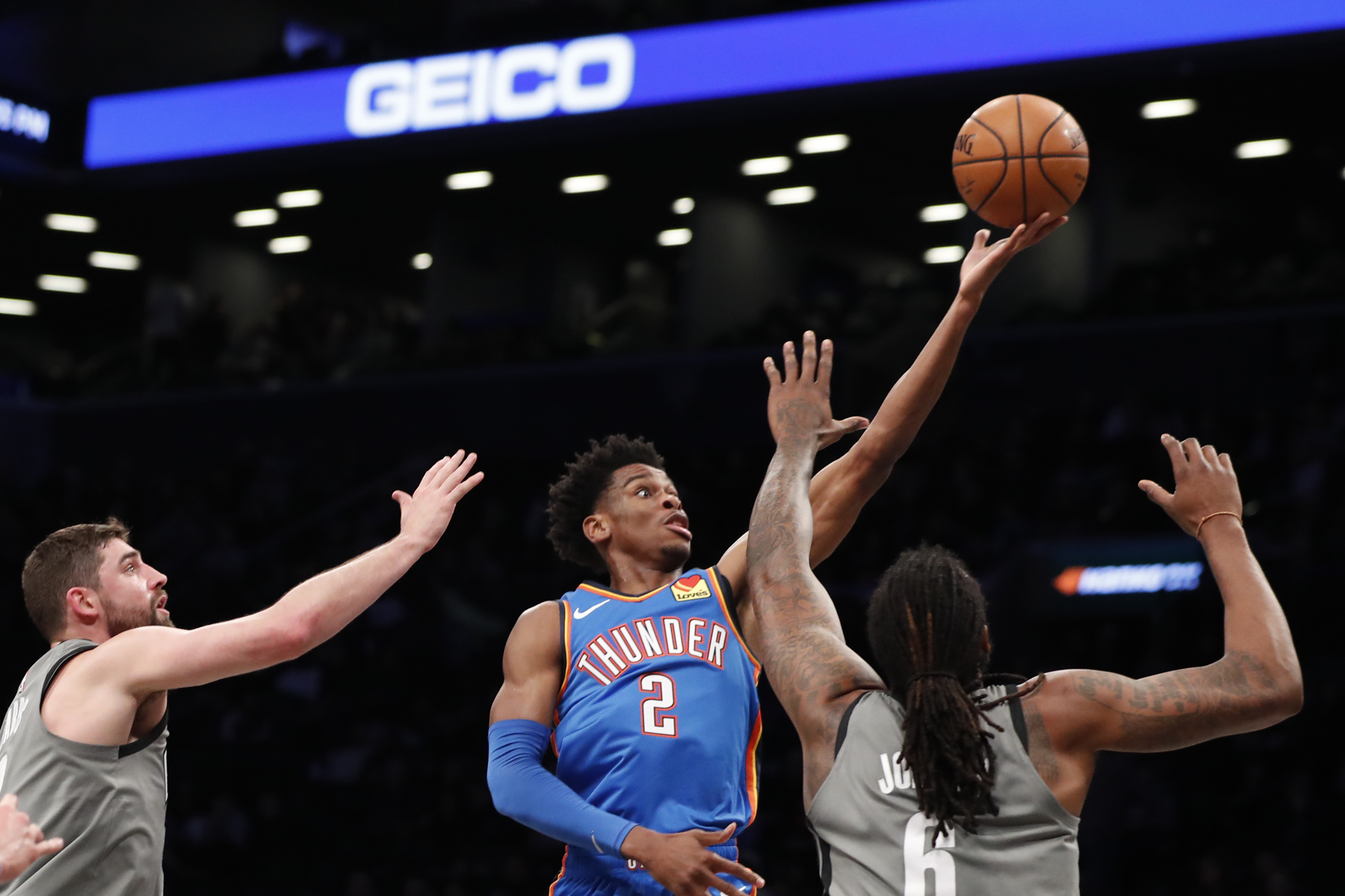 Paul carries Thunder in 4th and OT of victory over Nets