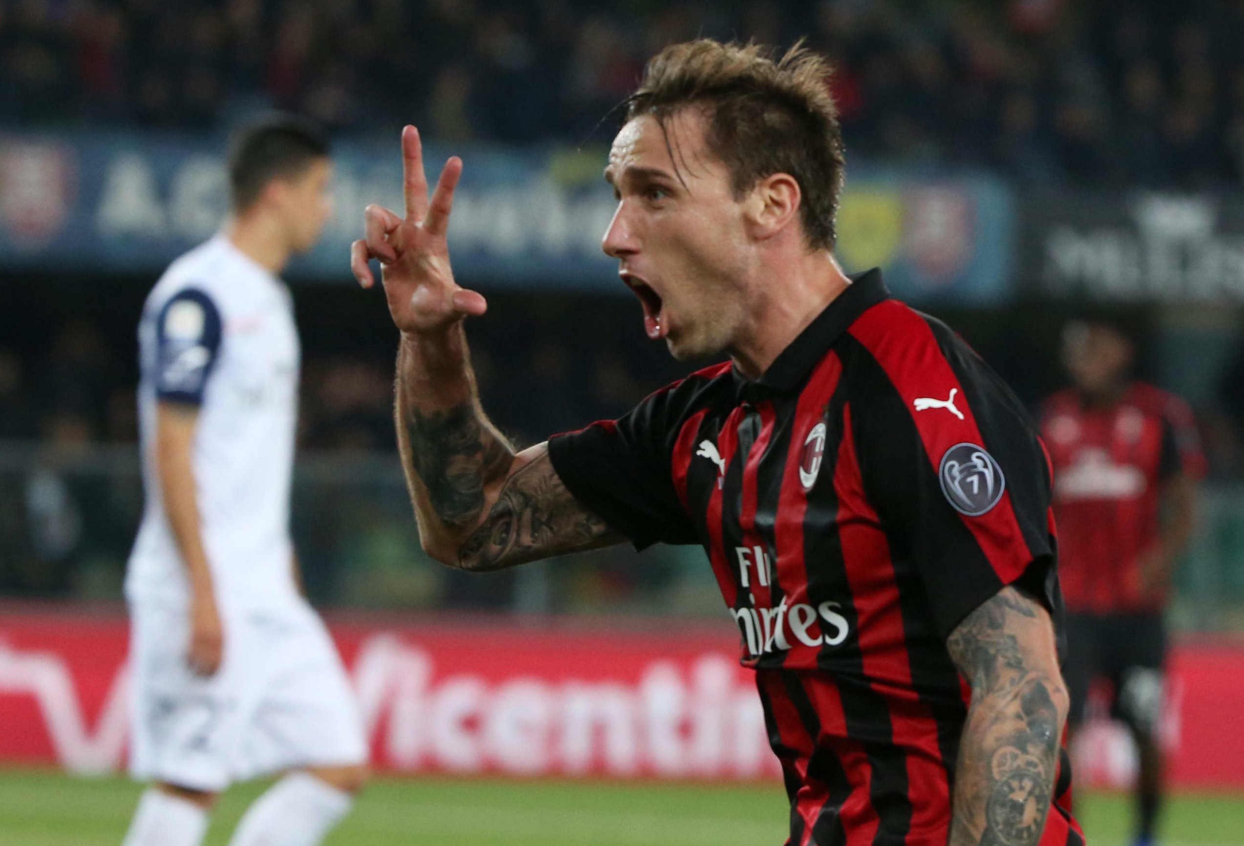 Piatek scores again as Milan wins 2-1 at Chievo in Serie A