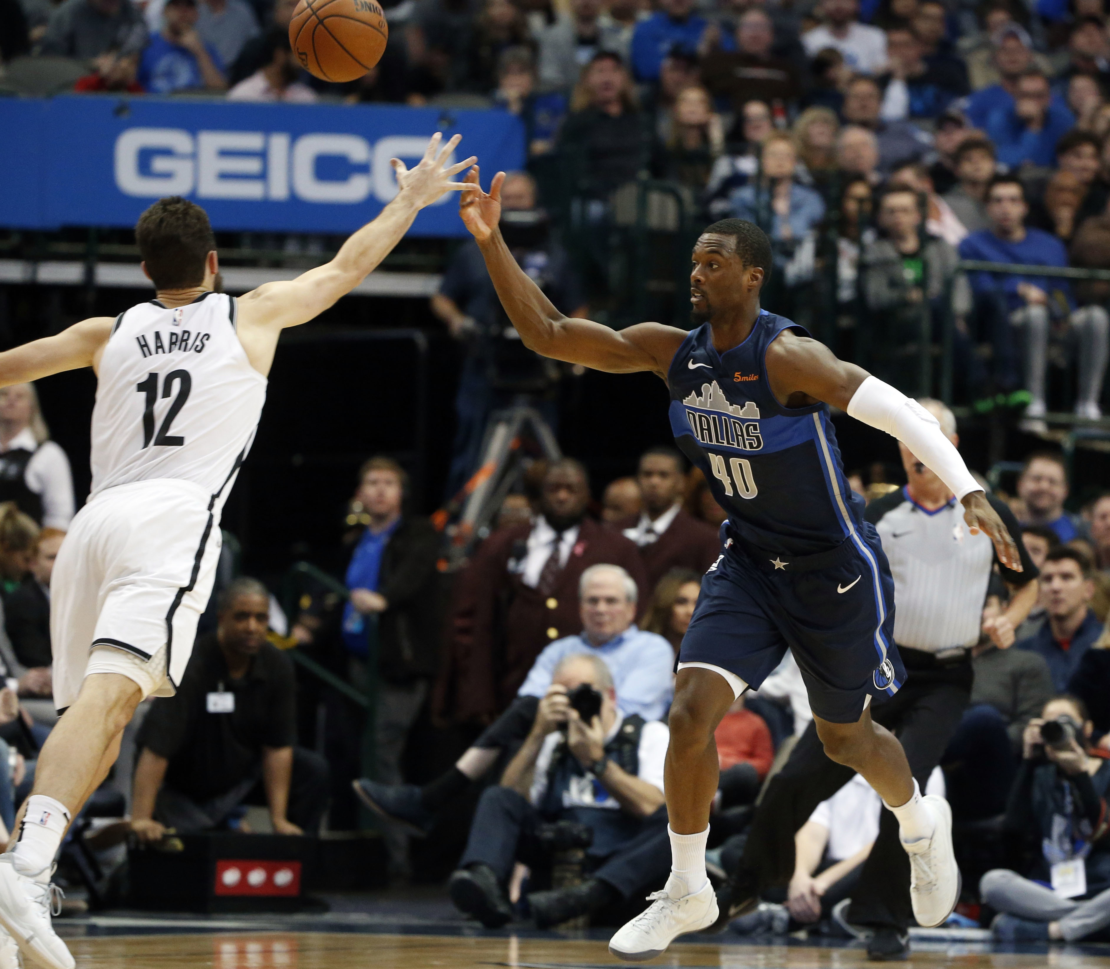 Barnes scores season-high 28 as Mavericks beat Nets 119-113