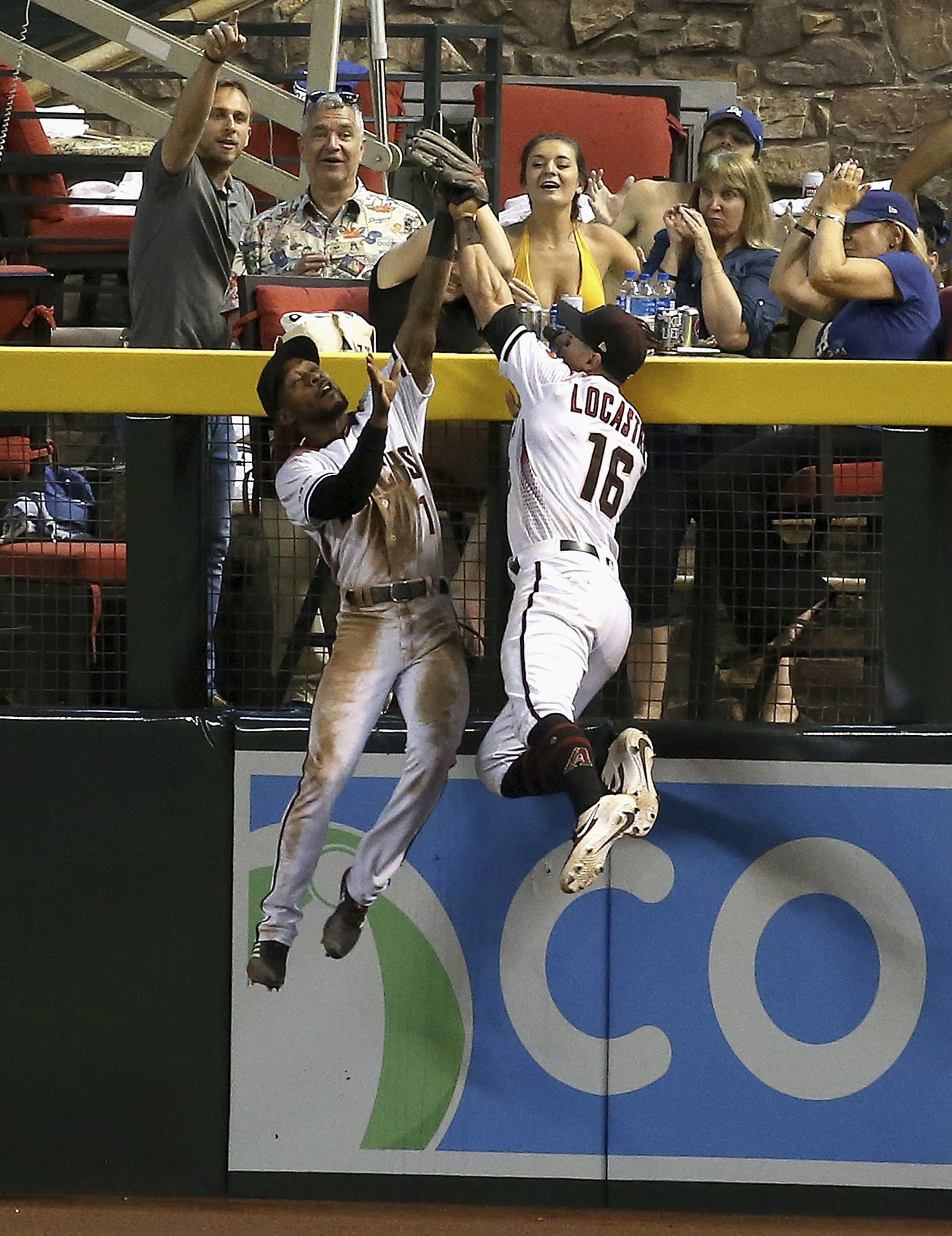 Escobar, Dyson power Diamondbacks past Dodgers , 8-2