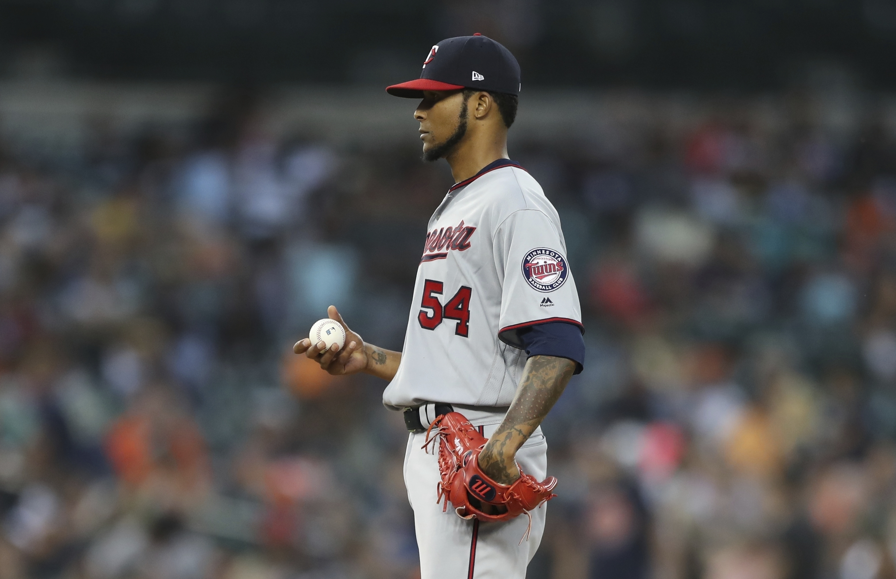 Twins’ Santana may miss rest of season because of finger