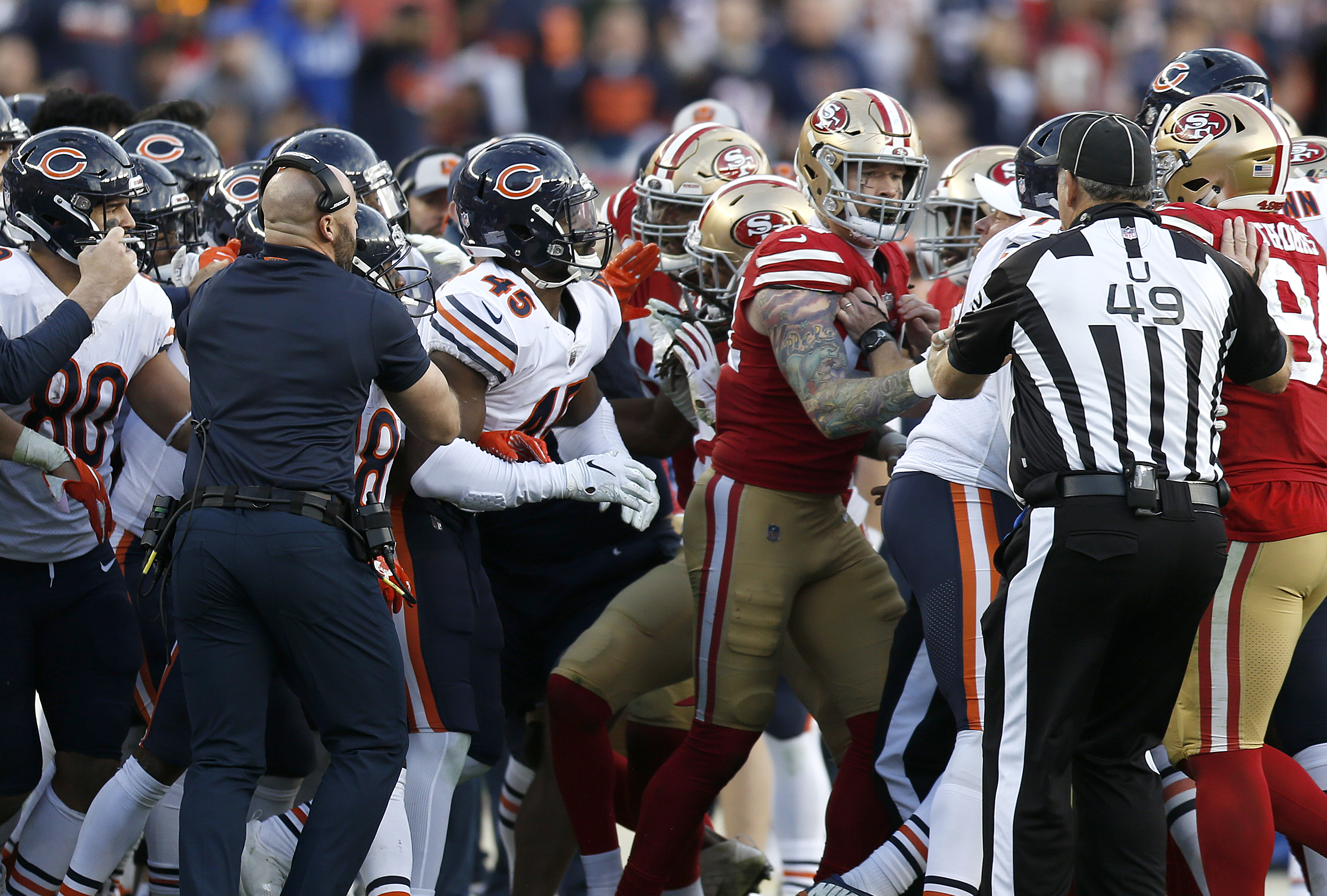 Melee in Bears-49ers game leads to 3 ejections