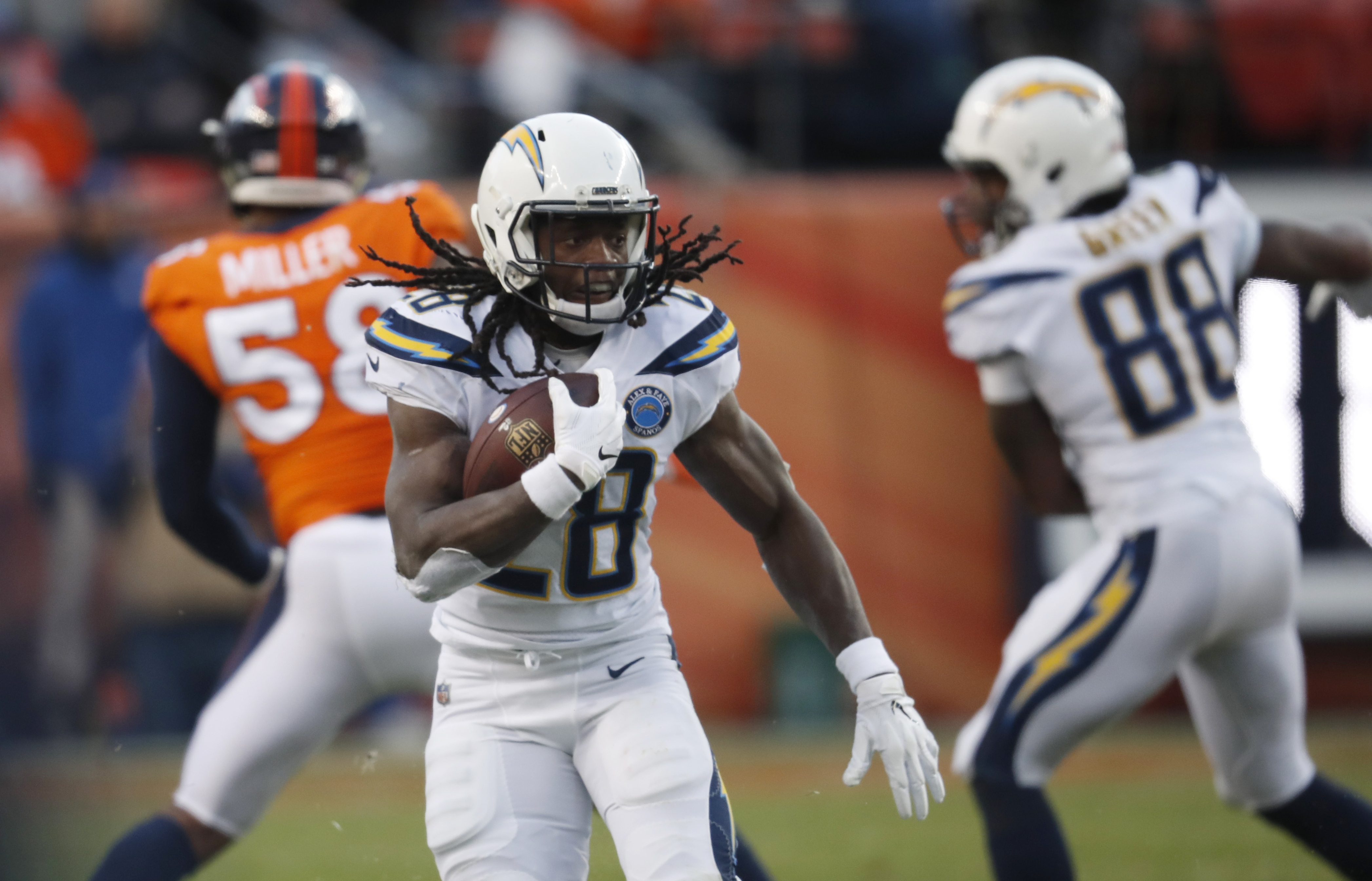 Chargers' Gordon expected to play after being activated