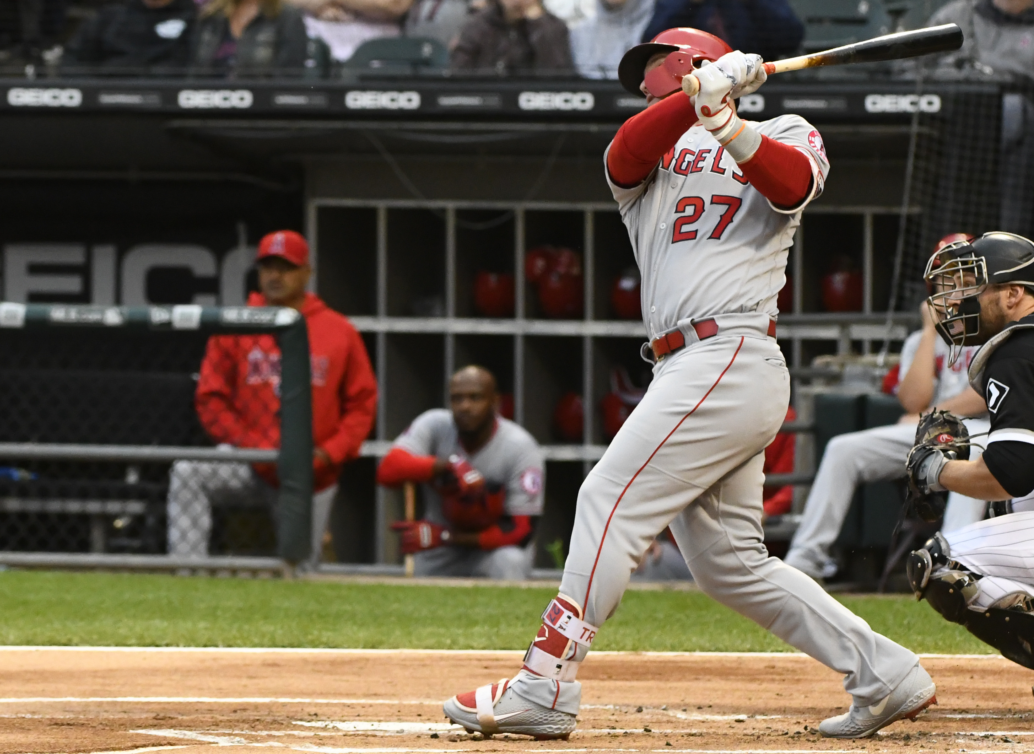 Trout homers twice, leads Angels past White Sox 12-3