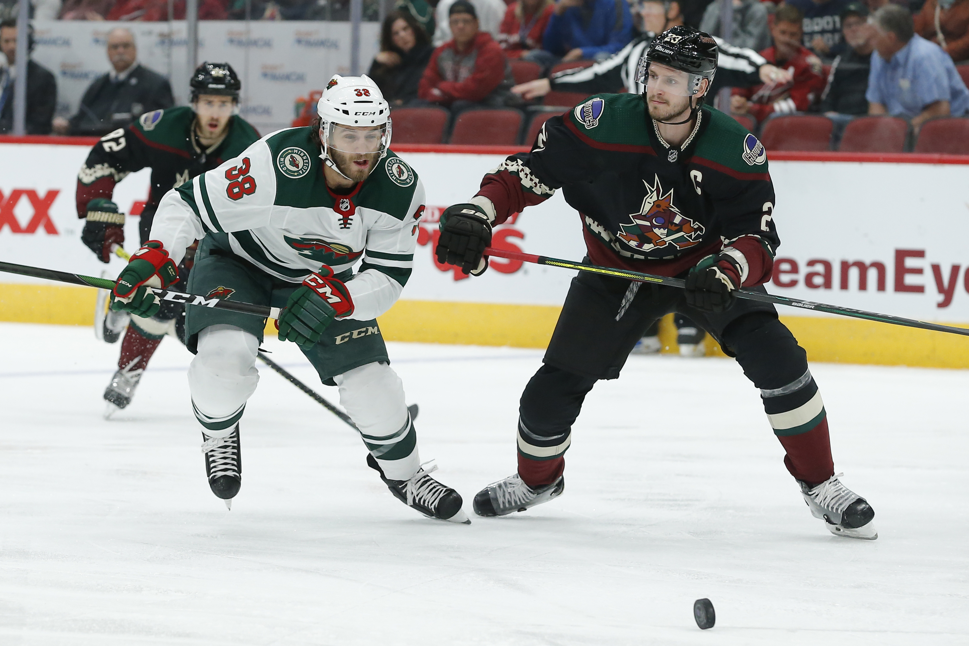 Hartman, Wild rally for 4-3 win over Coyotes