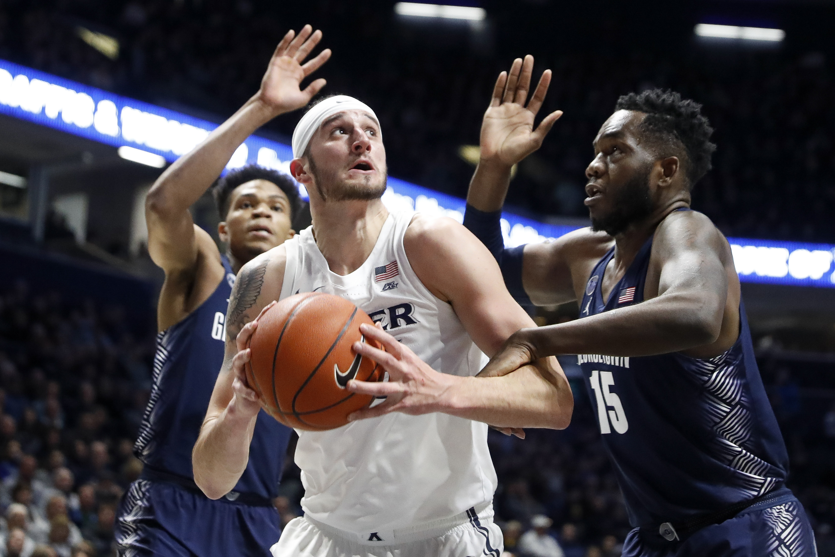 Down by 17, Xavier rallies for 81-75 win over Georgetown