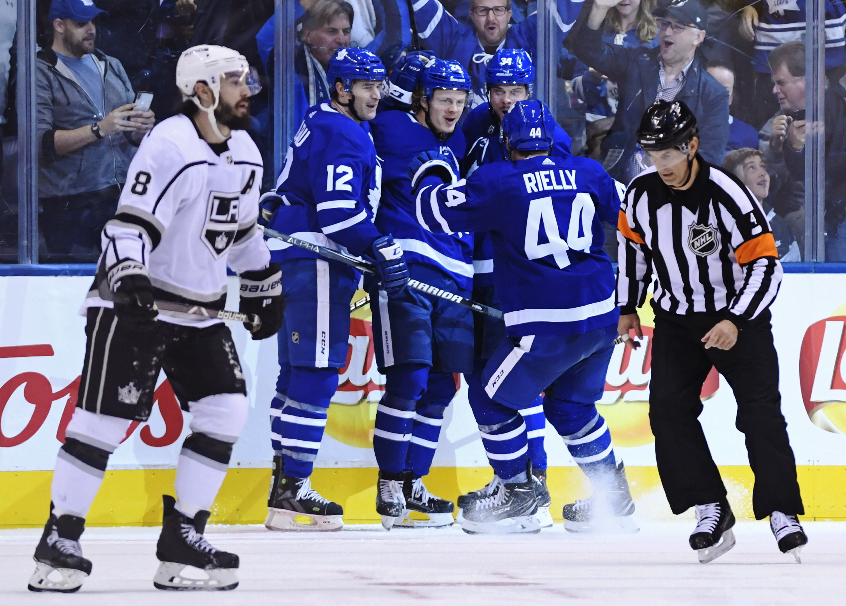 Maple Leafs beat Kings 4-1 for 5th straight win