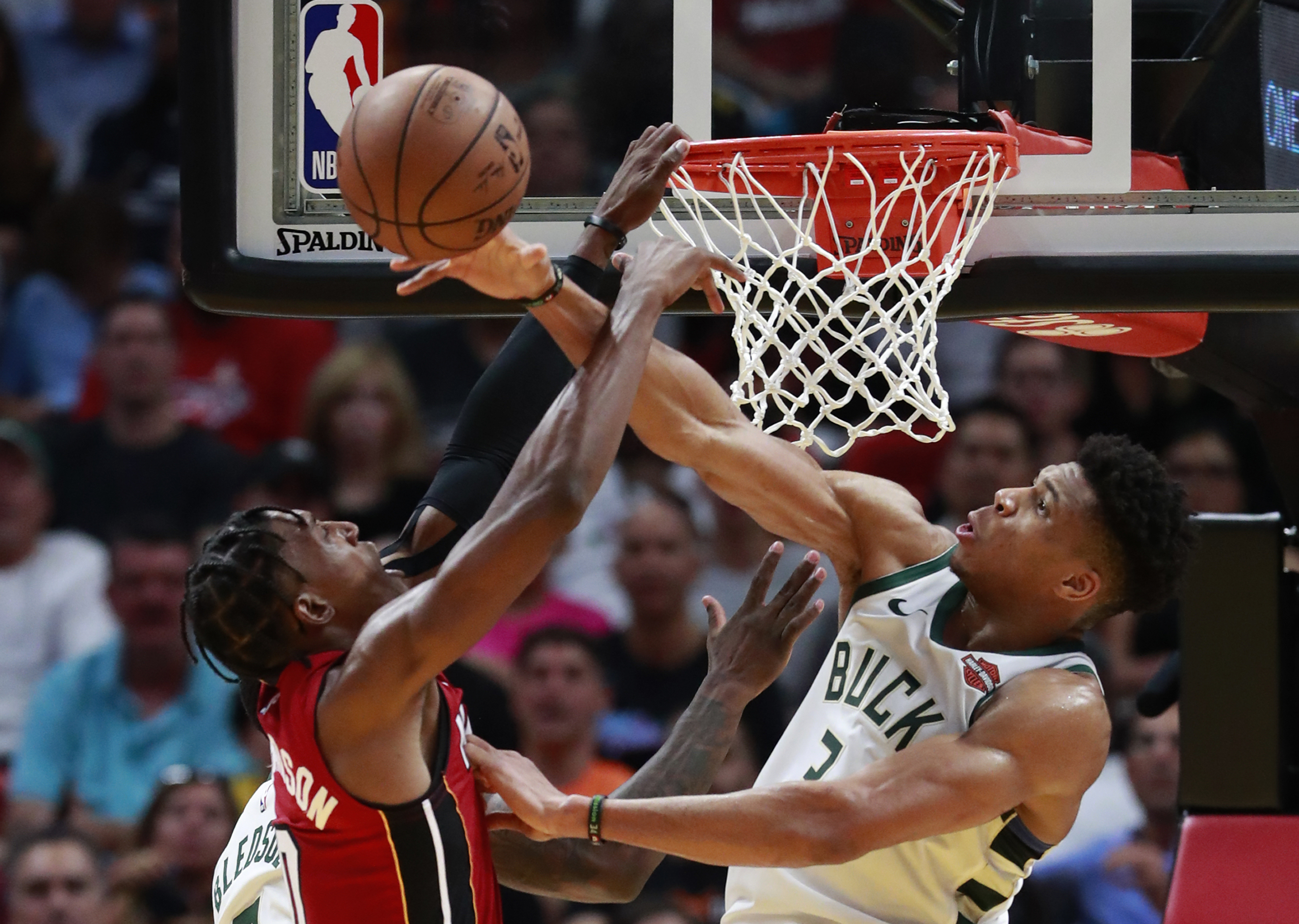 Bucks come from 20 down at halftime to beat Heat 113-98