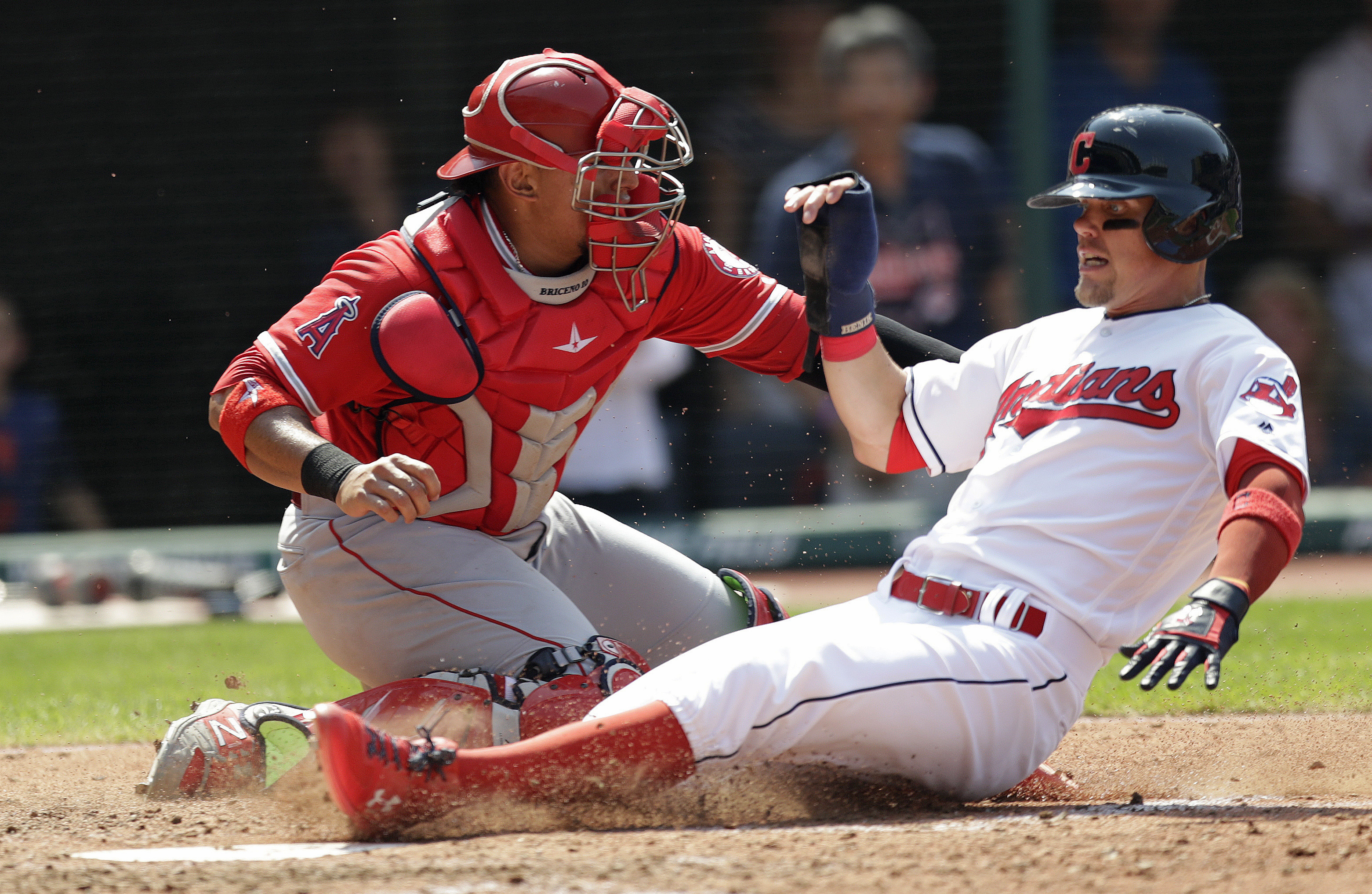 Ramirez homers, Bieber wins again as Indians top Angels 4-3