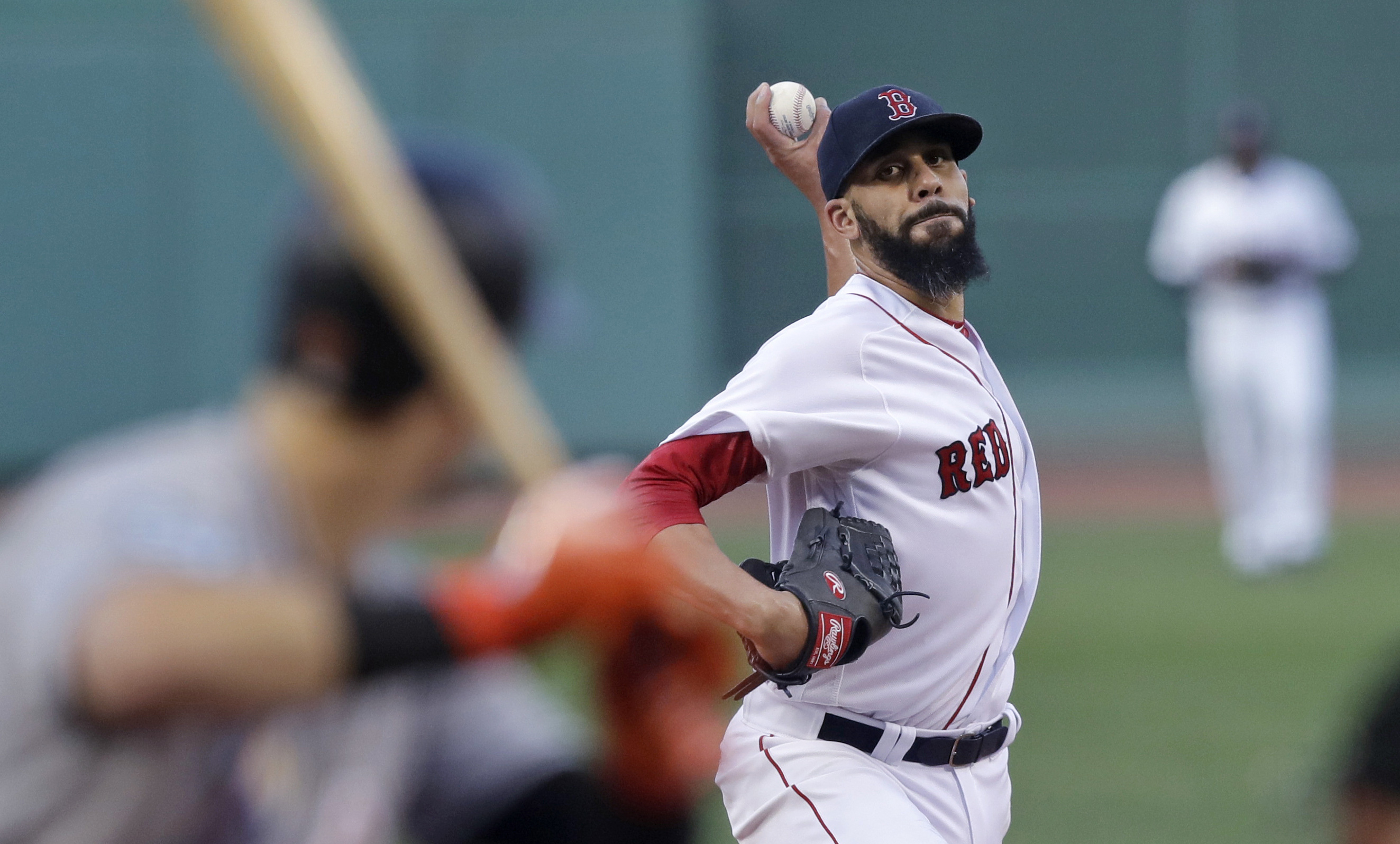 LEADING OFF: Price check for Red Sox, Pujols done for season