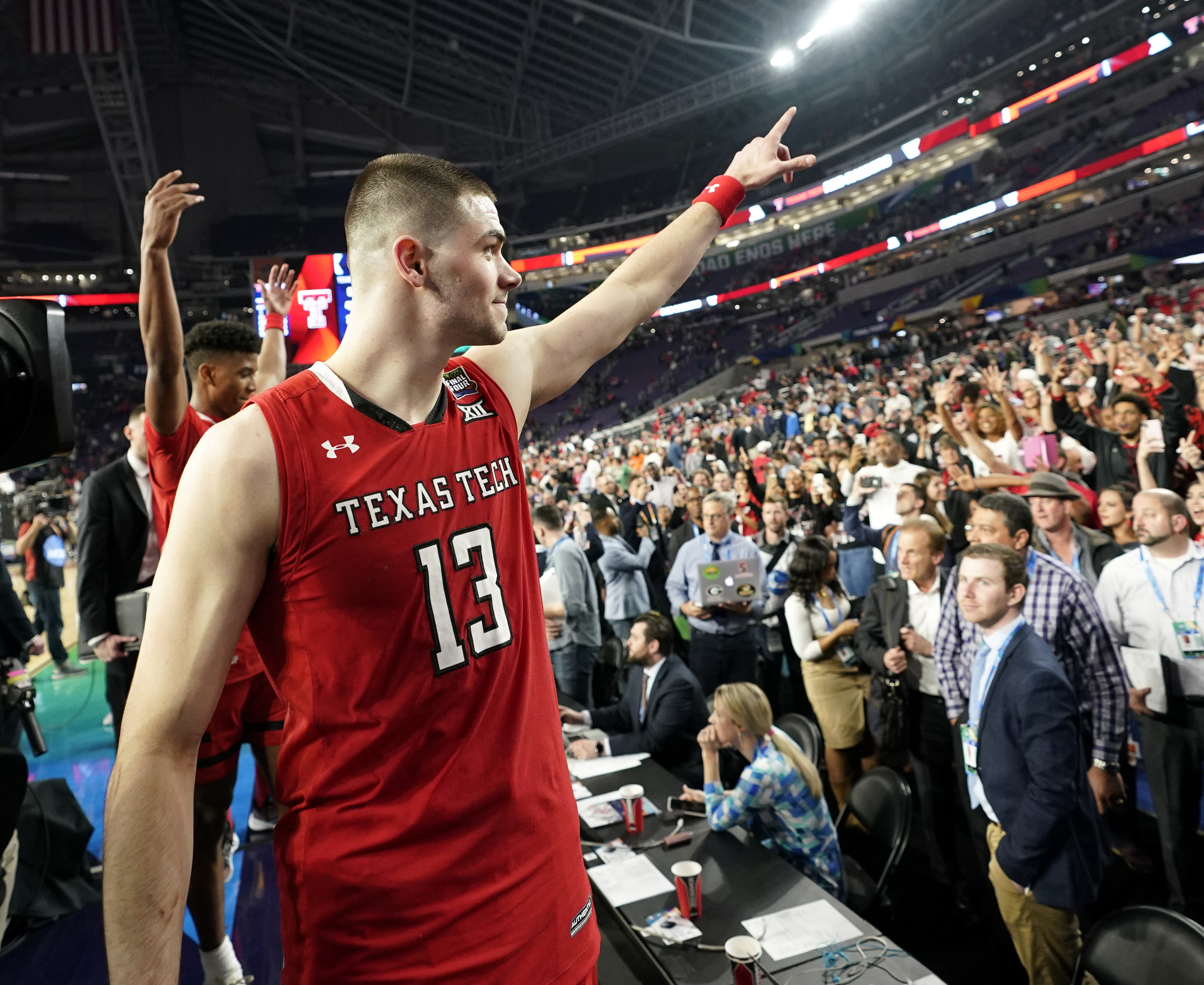 Matt Mooney’s college odyssey ends with Tech in title game