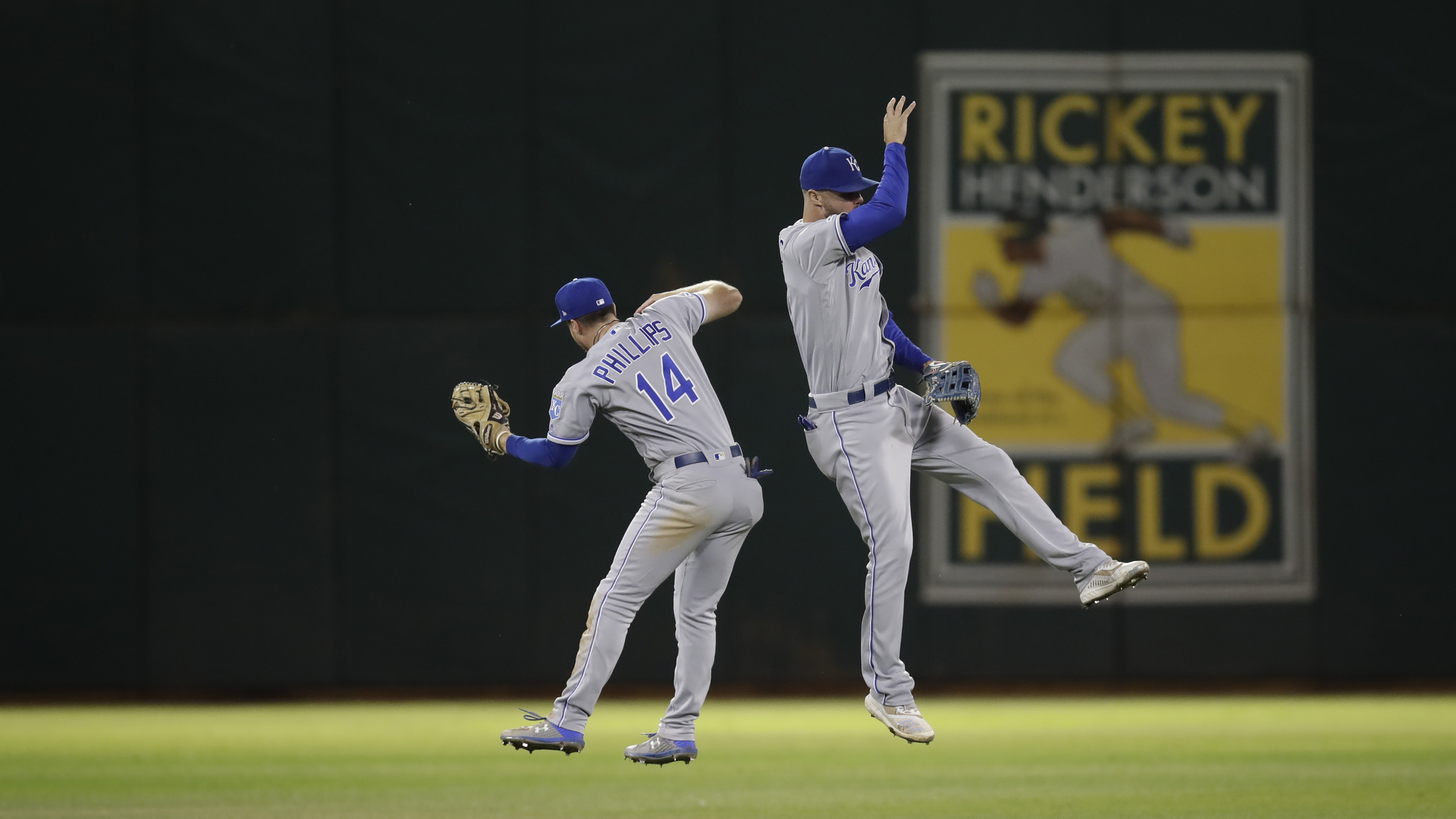 A's waste late lead to Royals, lead over Tampa Bay down to 1