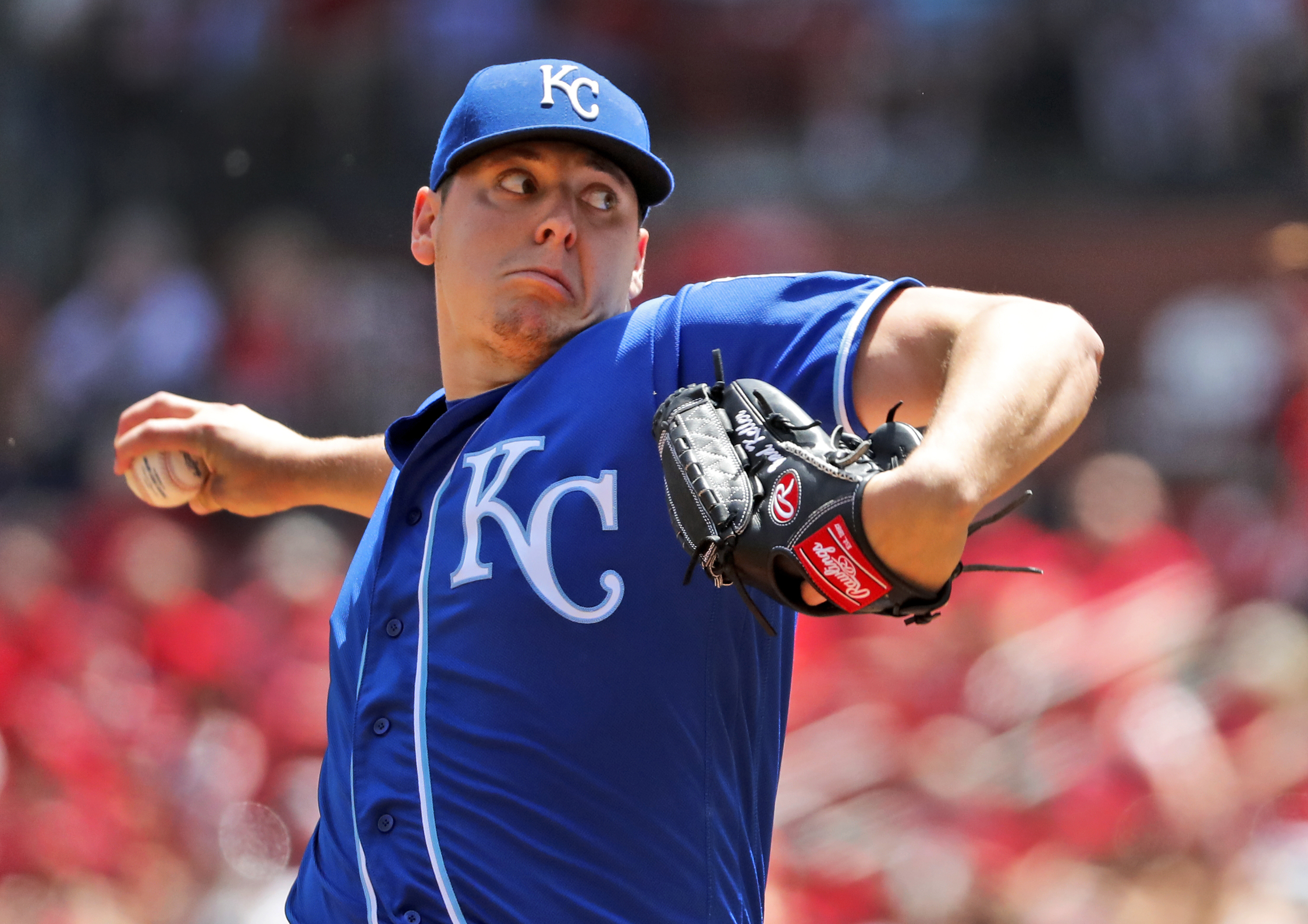 Keller, Royals top Cardinals 8-2 in Game 1 of doubleheader