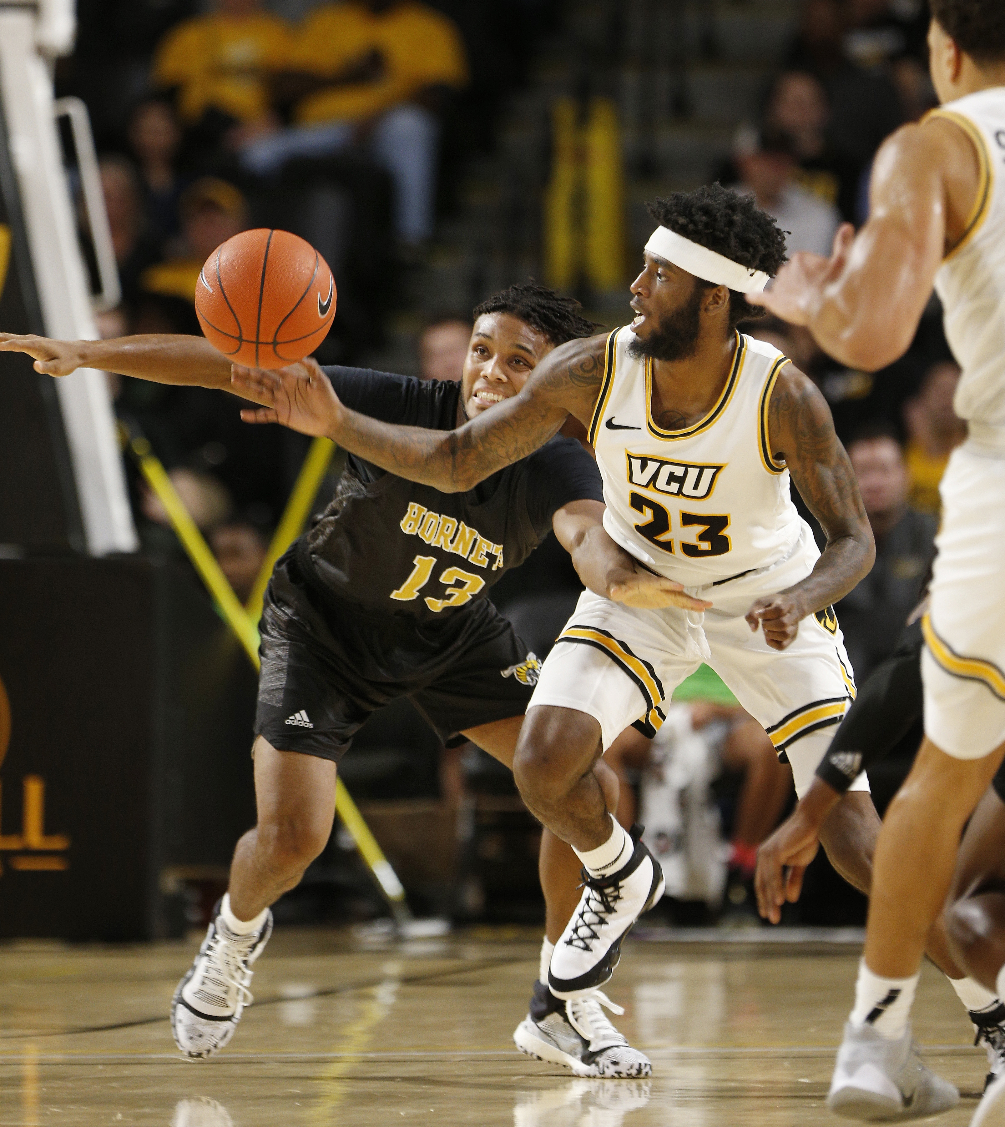 Evans scores 25 as No. 20 VCU drubs Alabama State 78-62