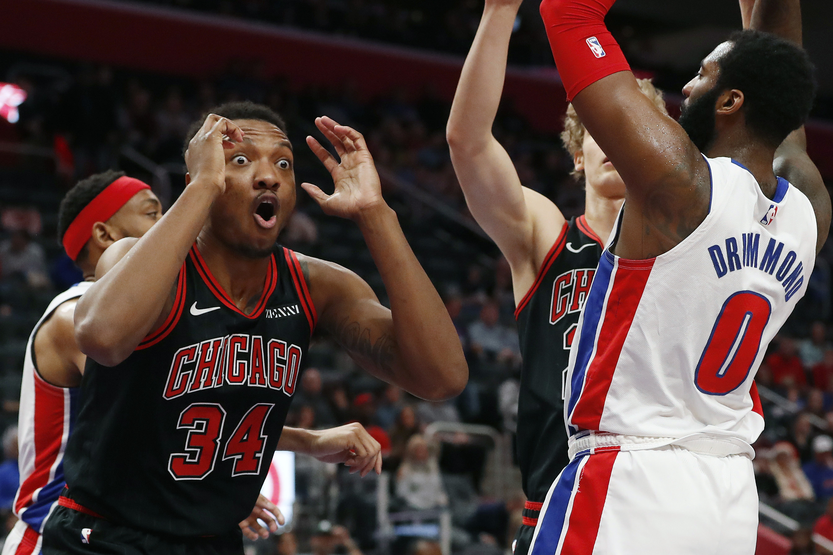 Bulls outlast short-handed Pistons 119-107