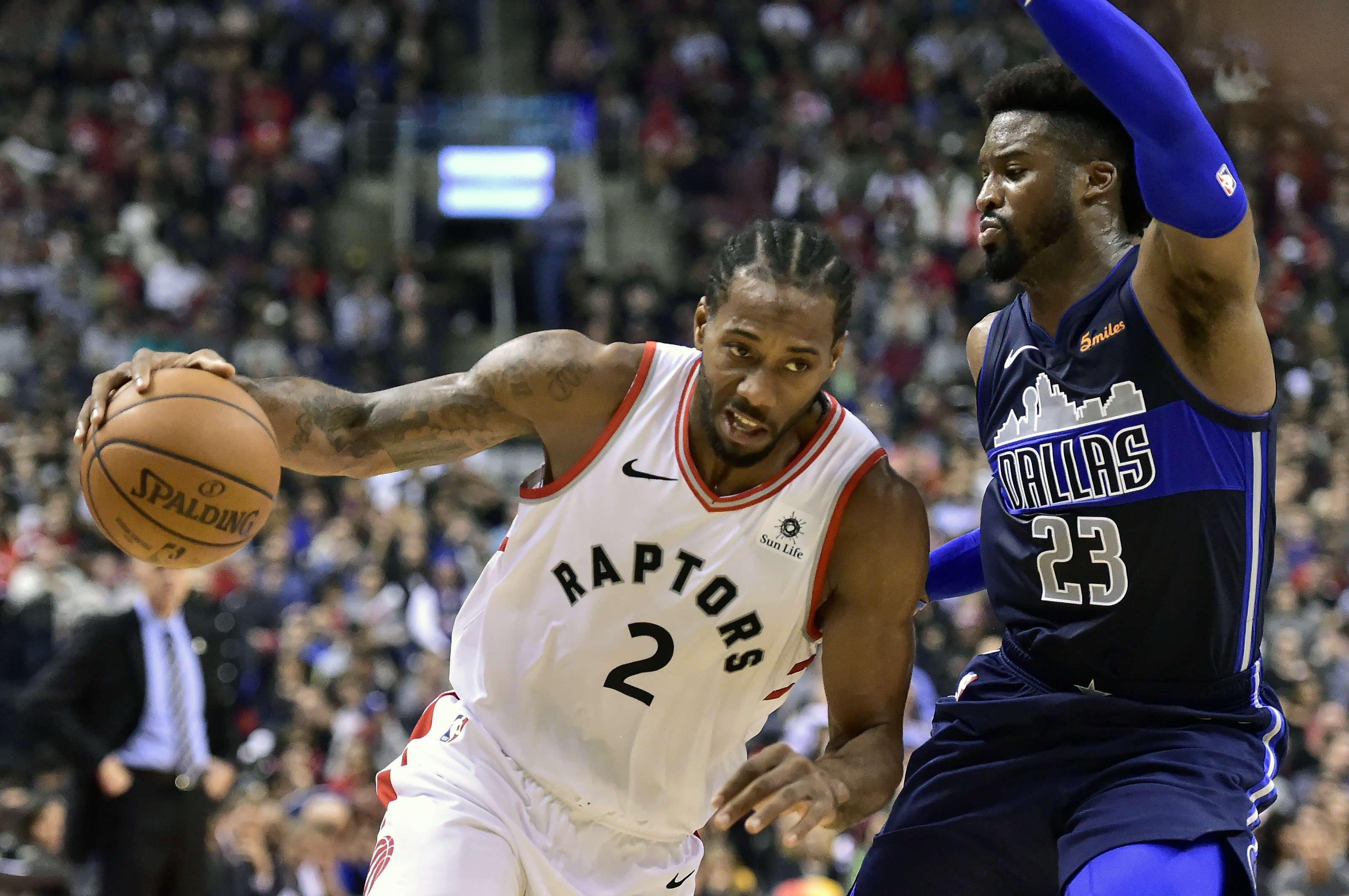 Lowry has 20 as Raptors win 6th straight, beat Mavs 116-107