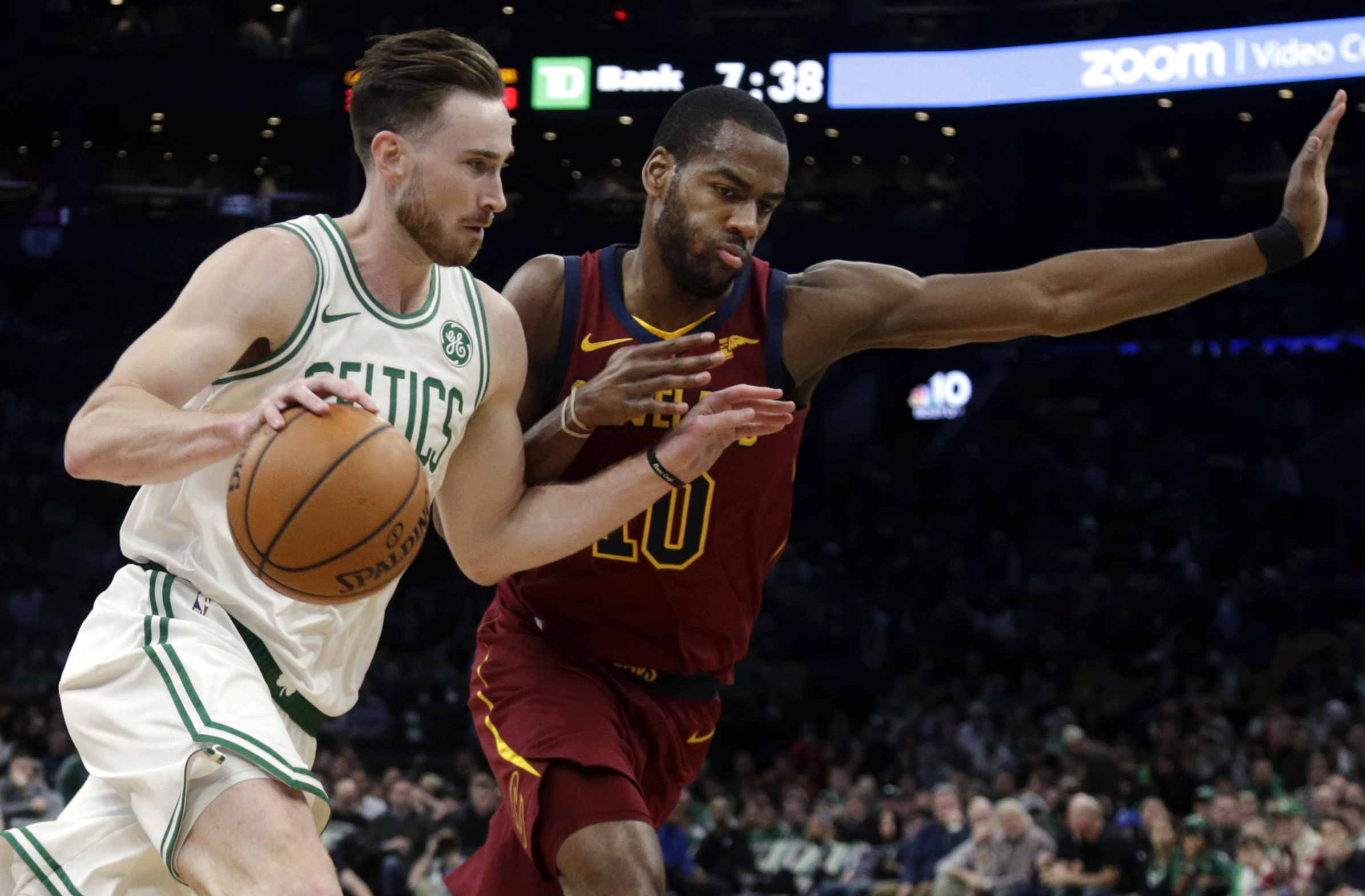 Irving scores 29 as Celtics rout Cavs 128-95