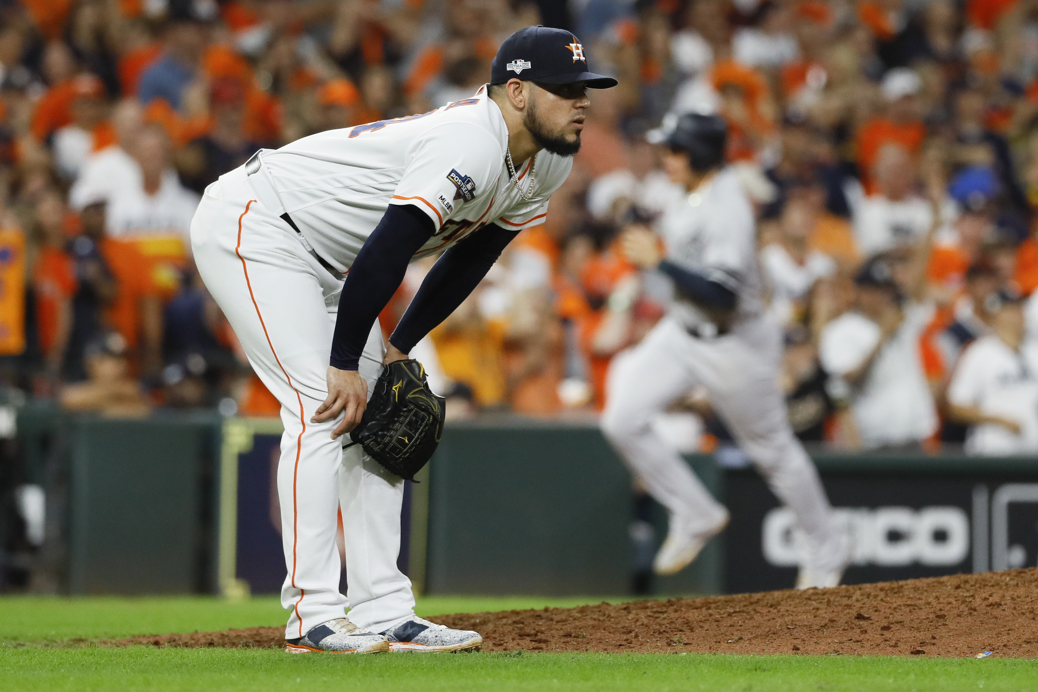 Column: Astros have shown disdain for media over and over