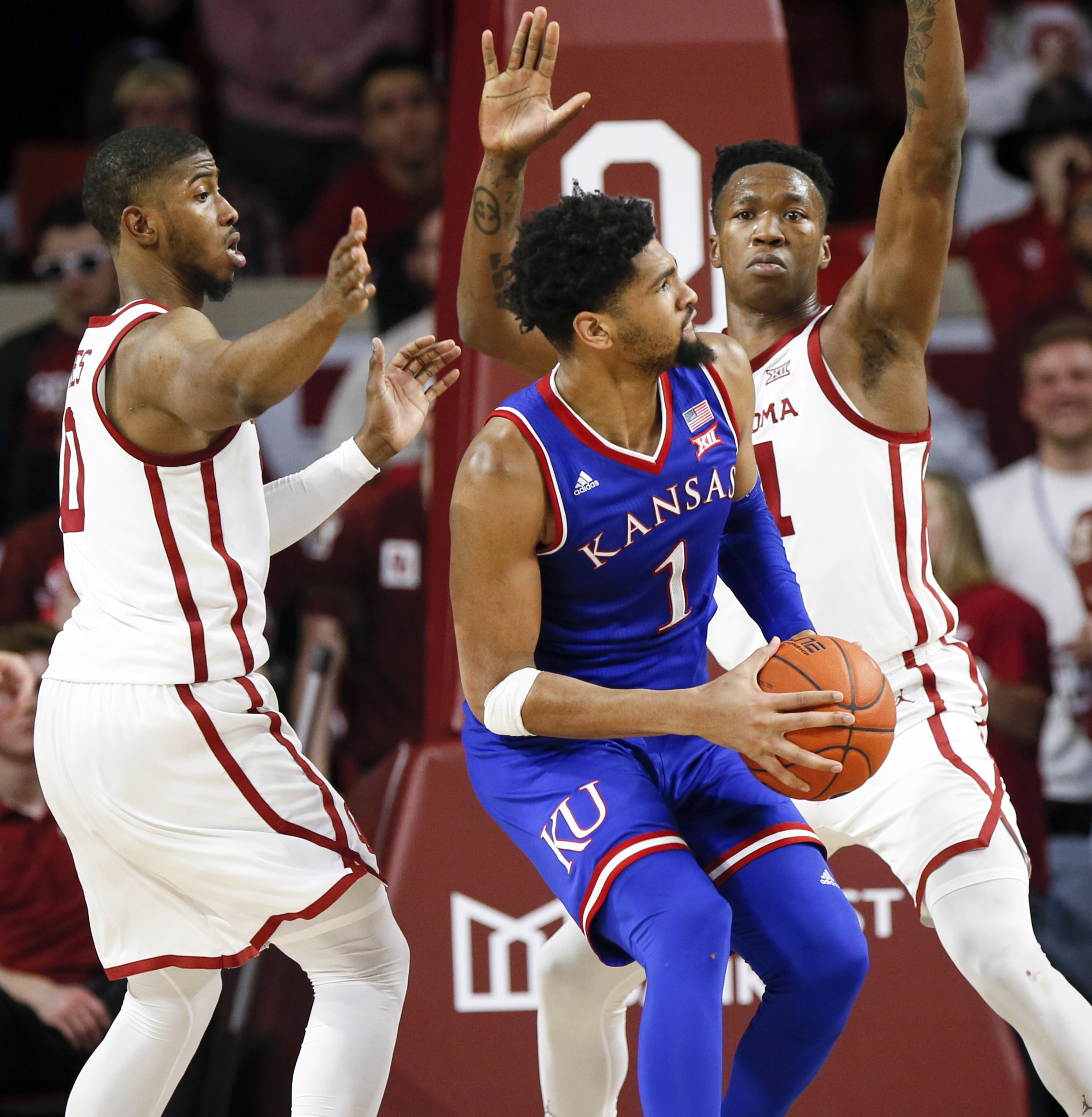 Kansas’ streak of 14 straight Big 12 titles ends with thud
