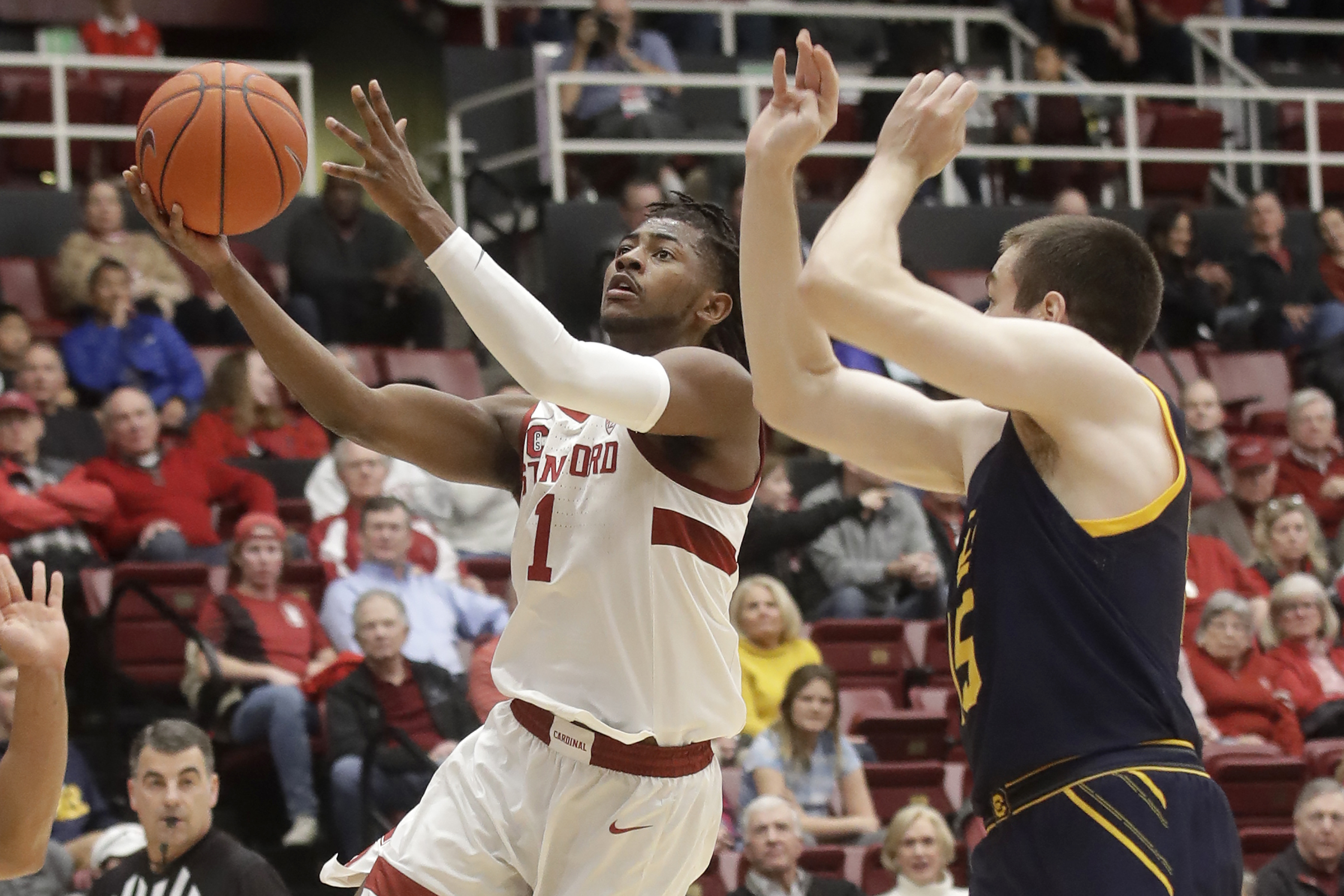 Davis nets 20 in Stanford’s 68-52 victory over Cal