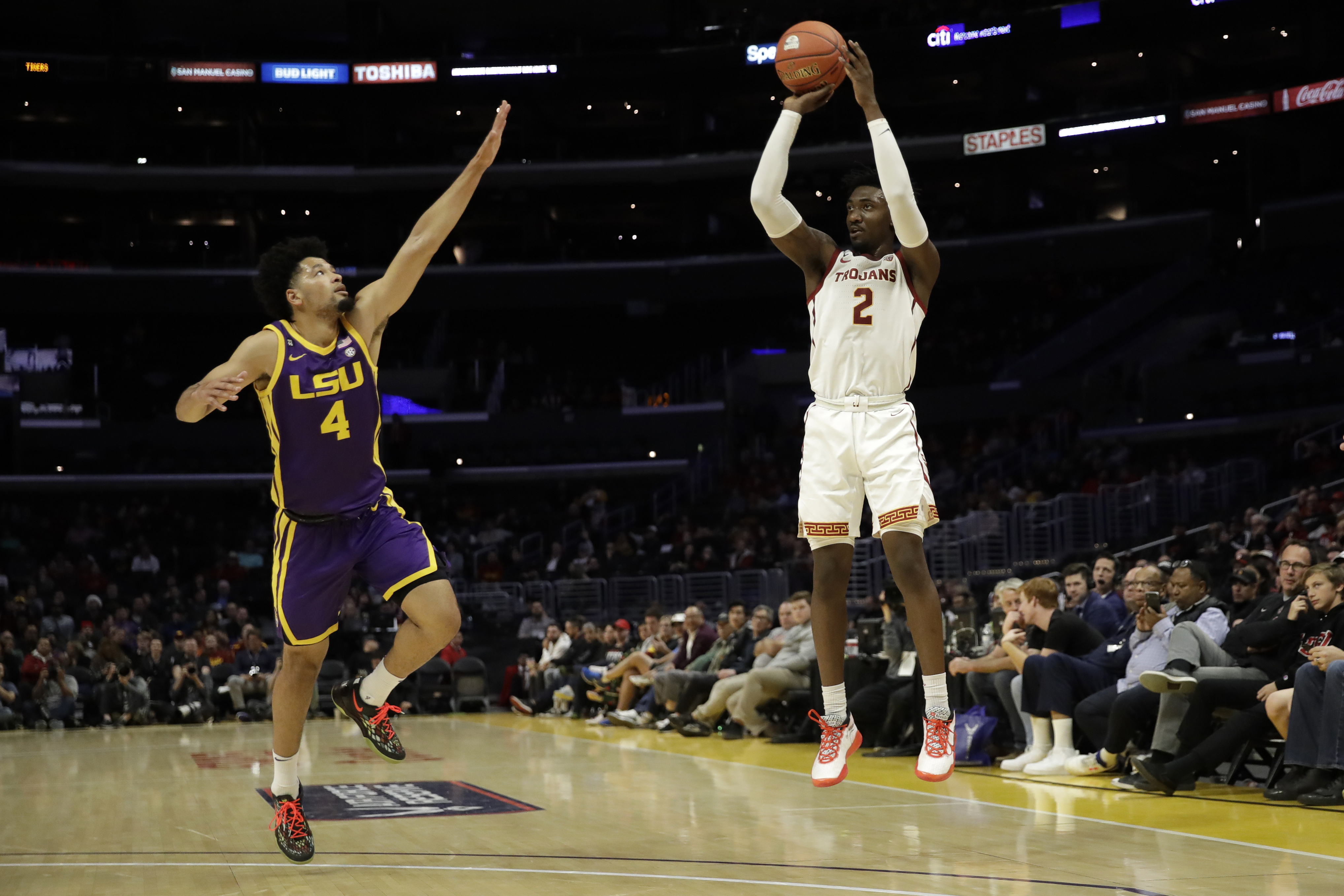 Southern California rallies for 70-68 victory over LSU