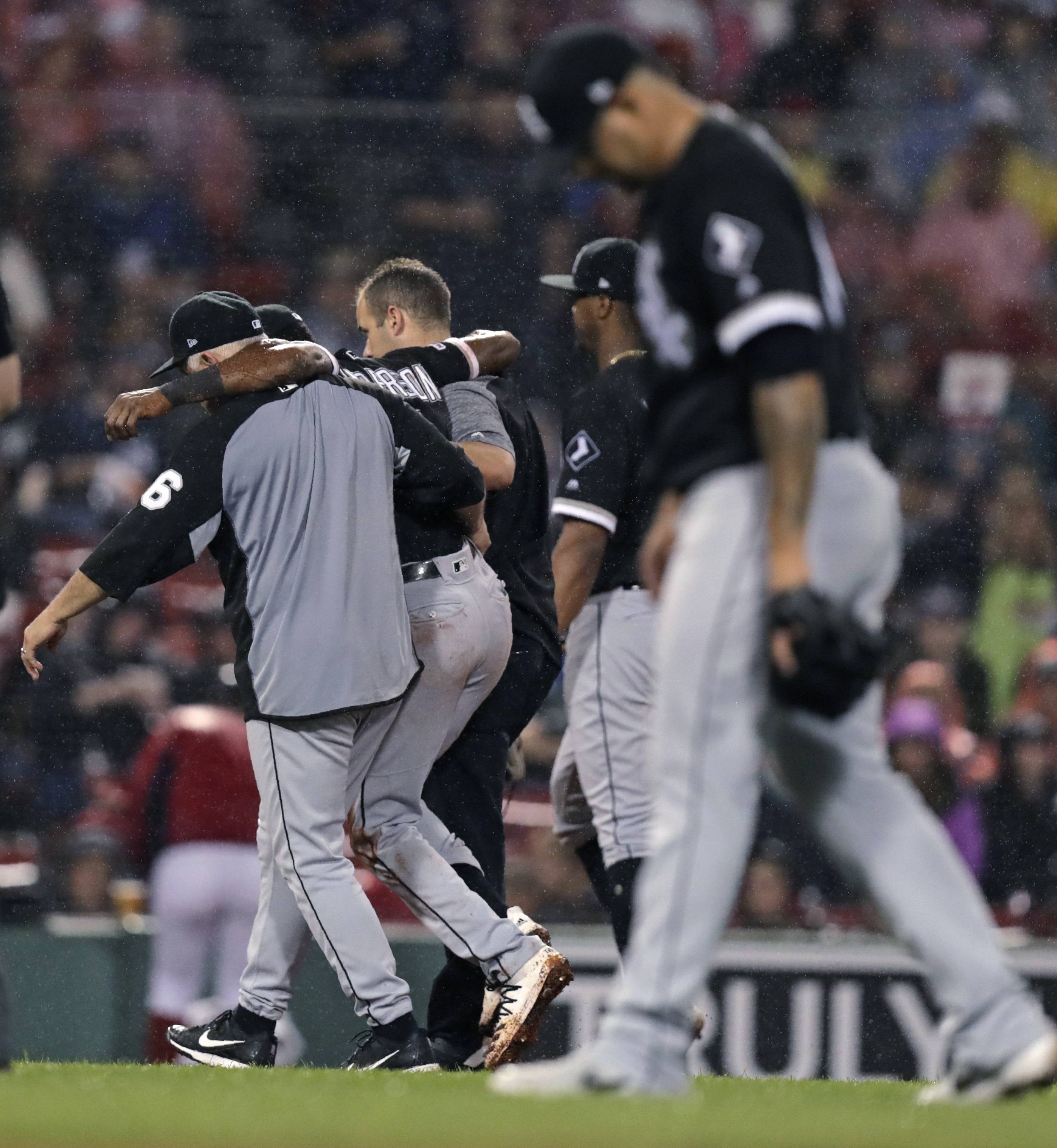 White Sox SS Tim Anderson in boot, no timetable for return