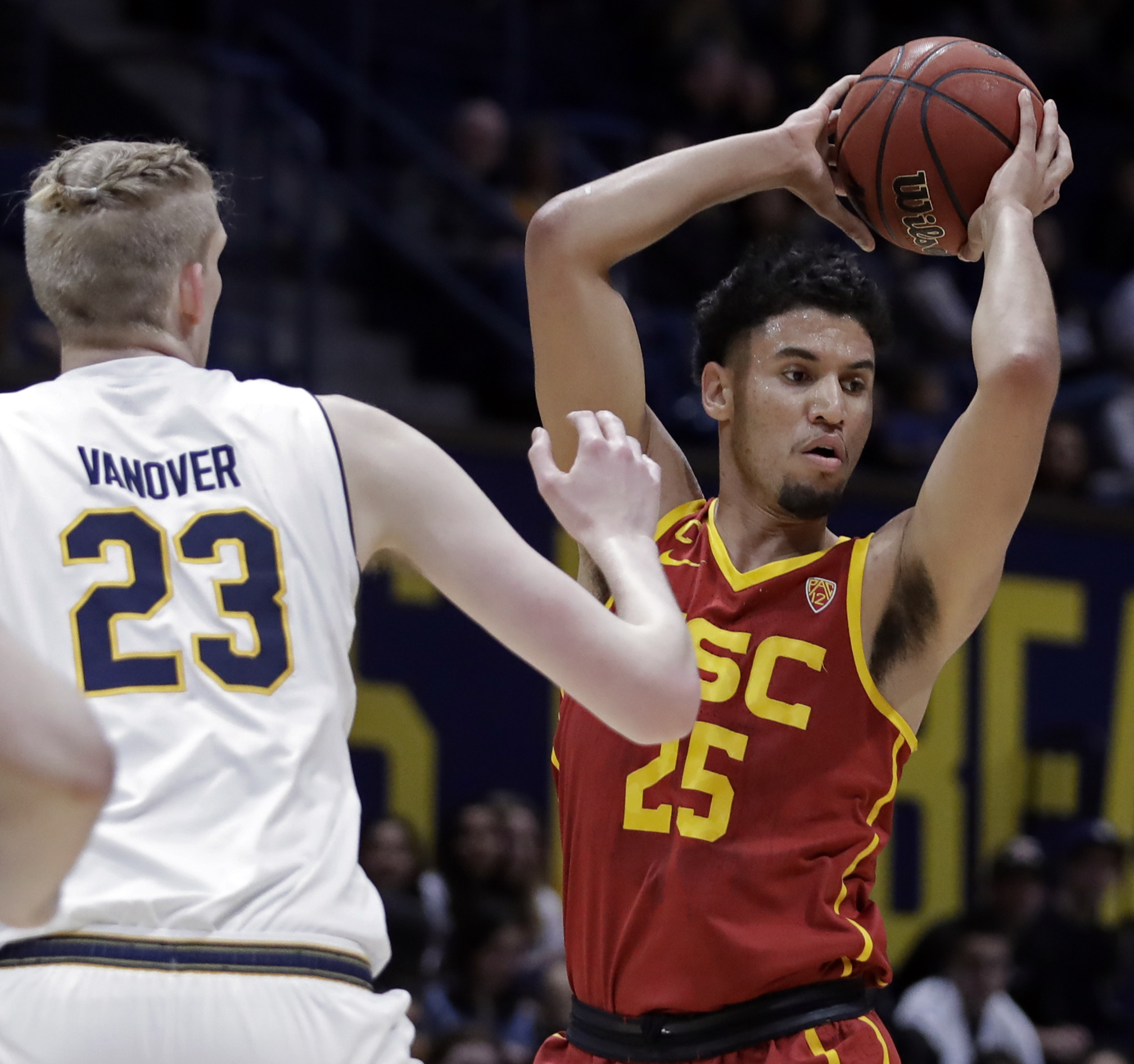 Boatwright sets USC record for 3s in 89-66 win over Cal