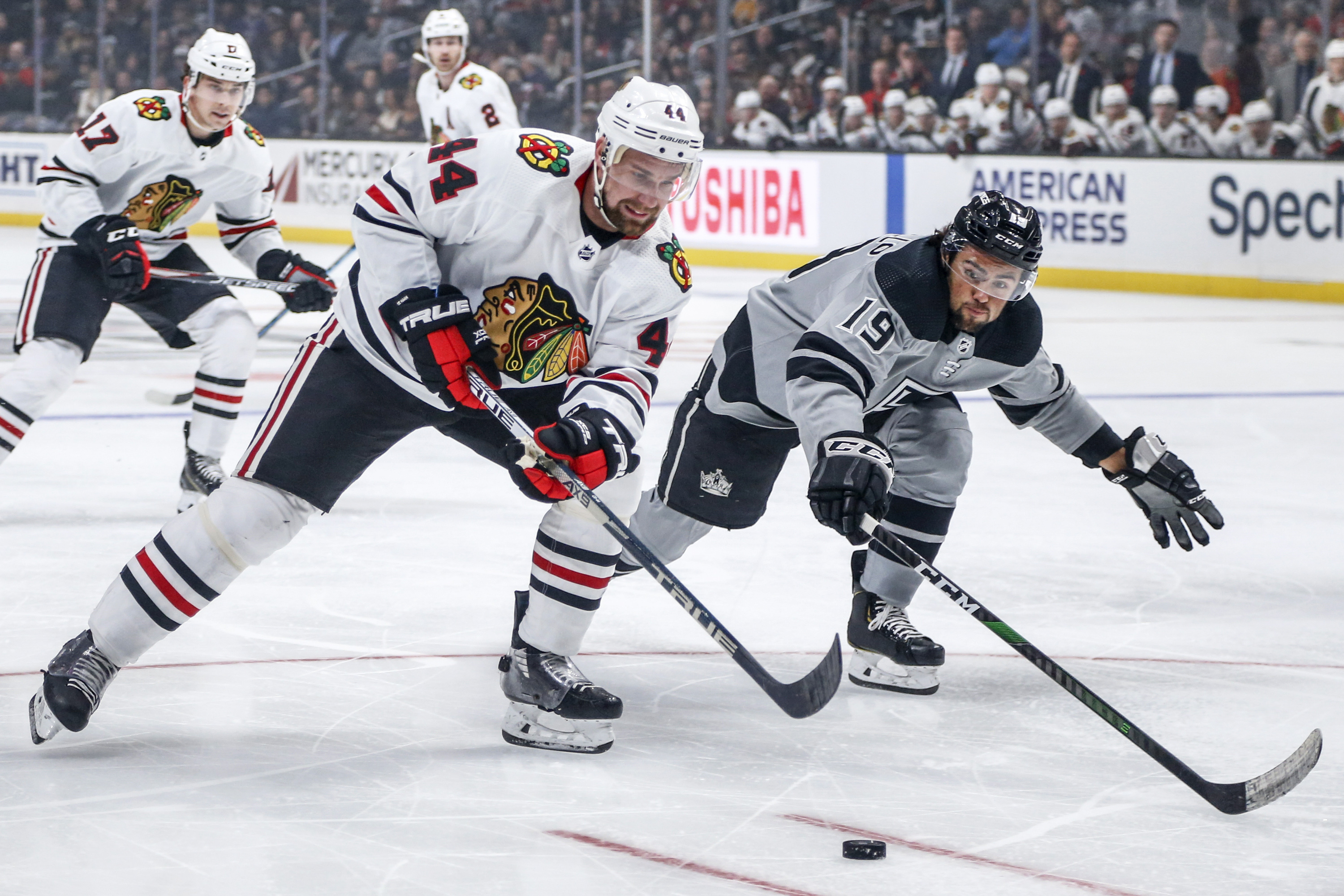 Doughty's overtime goal gives Kings 4-3 win over Blackhawks