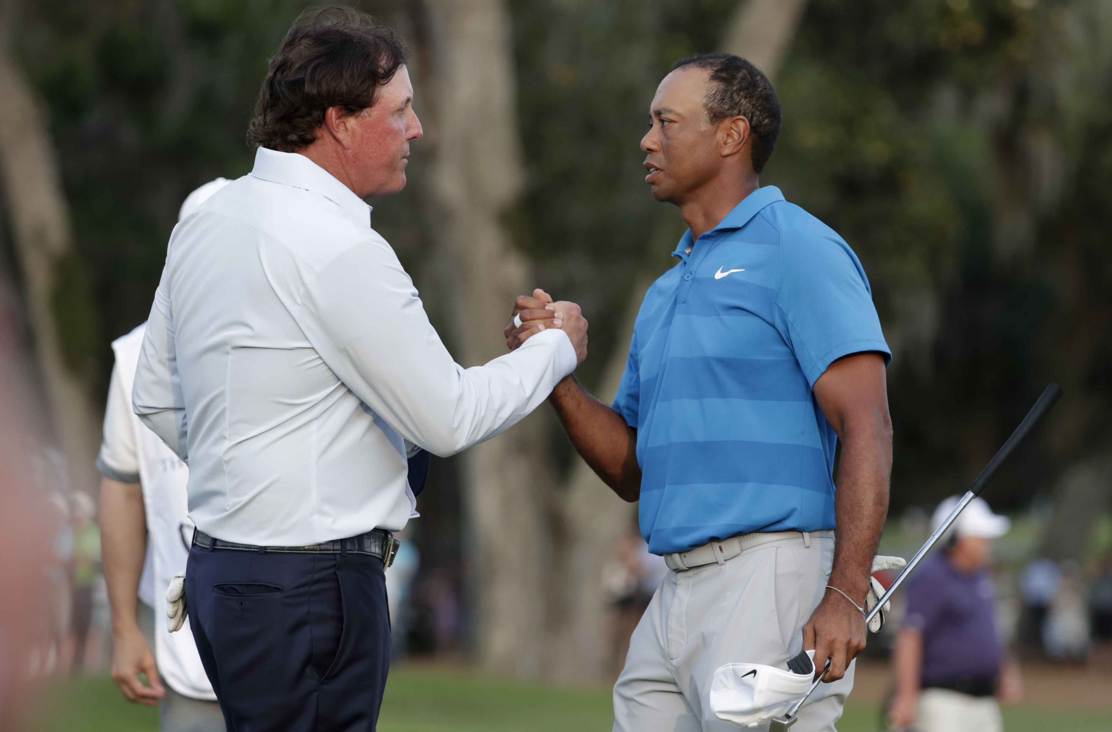 Column: Pay to watch golf? Tiger and Phil in a money grab