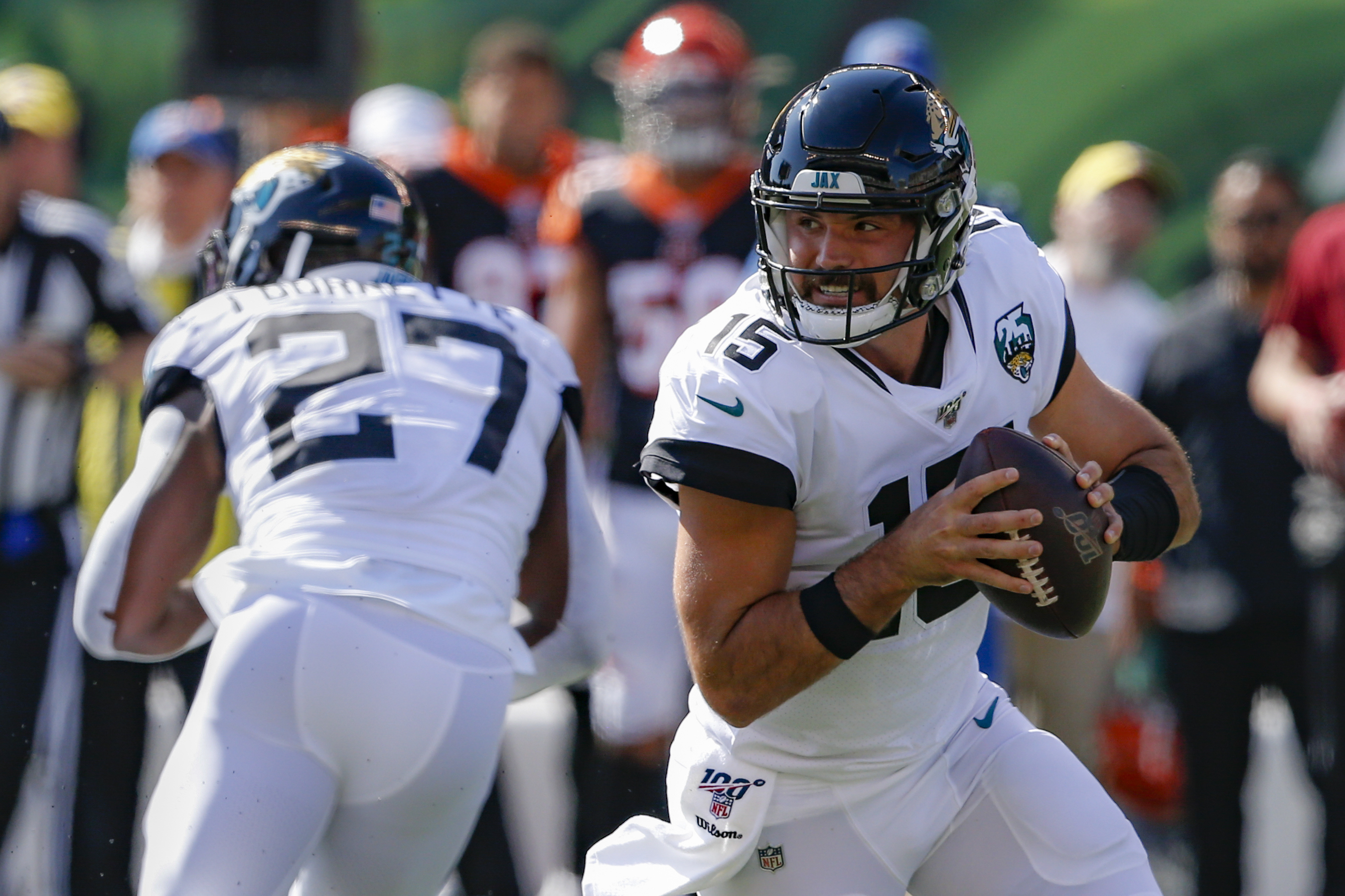 Jaguars' Minshew running out of time to secure starting job