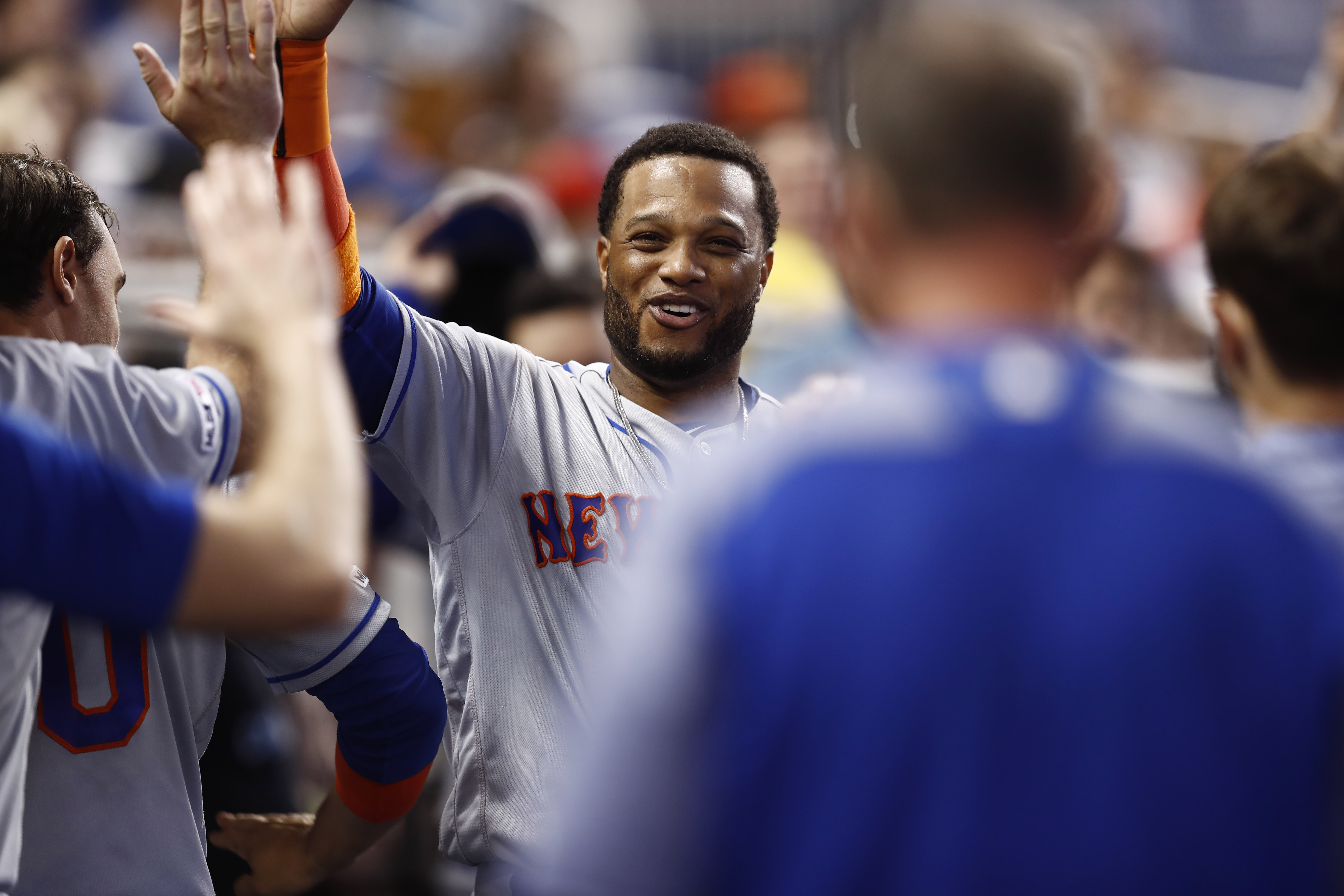 Cano homers in 2nd straight game, Mets top Marlins 6-2
