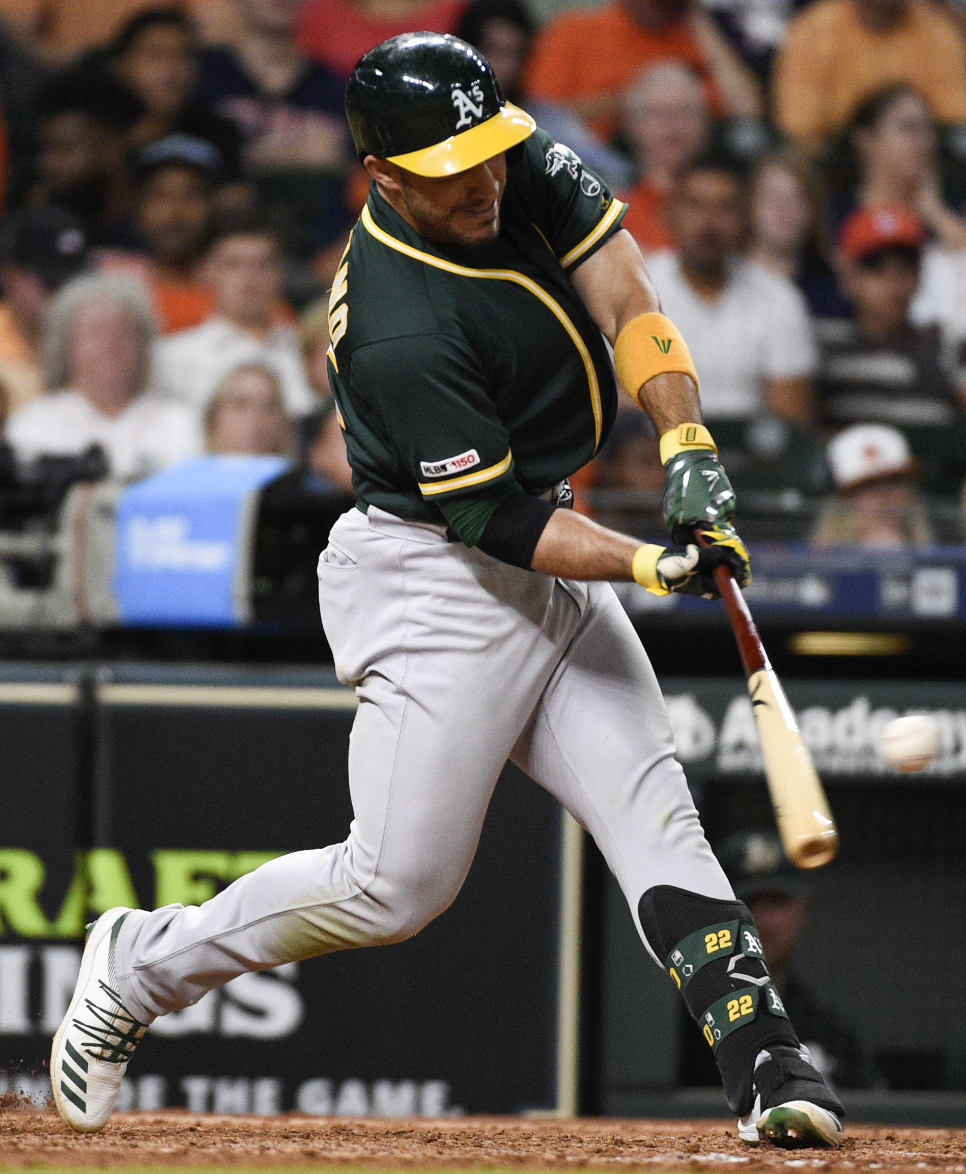 Laureano's double in 11th lifts A's over Astros 4-3