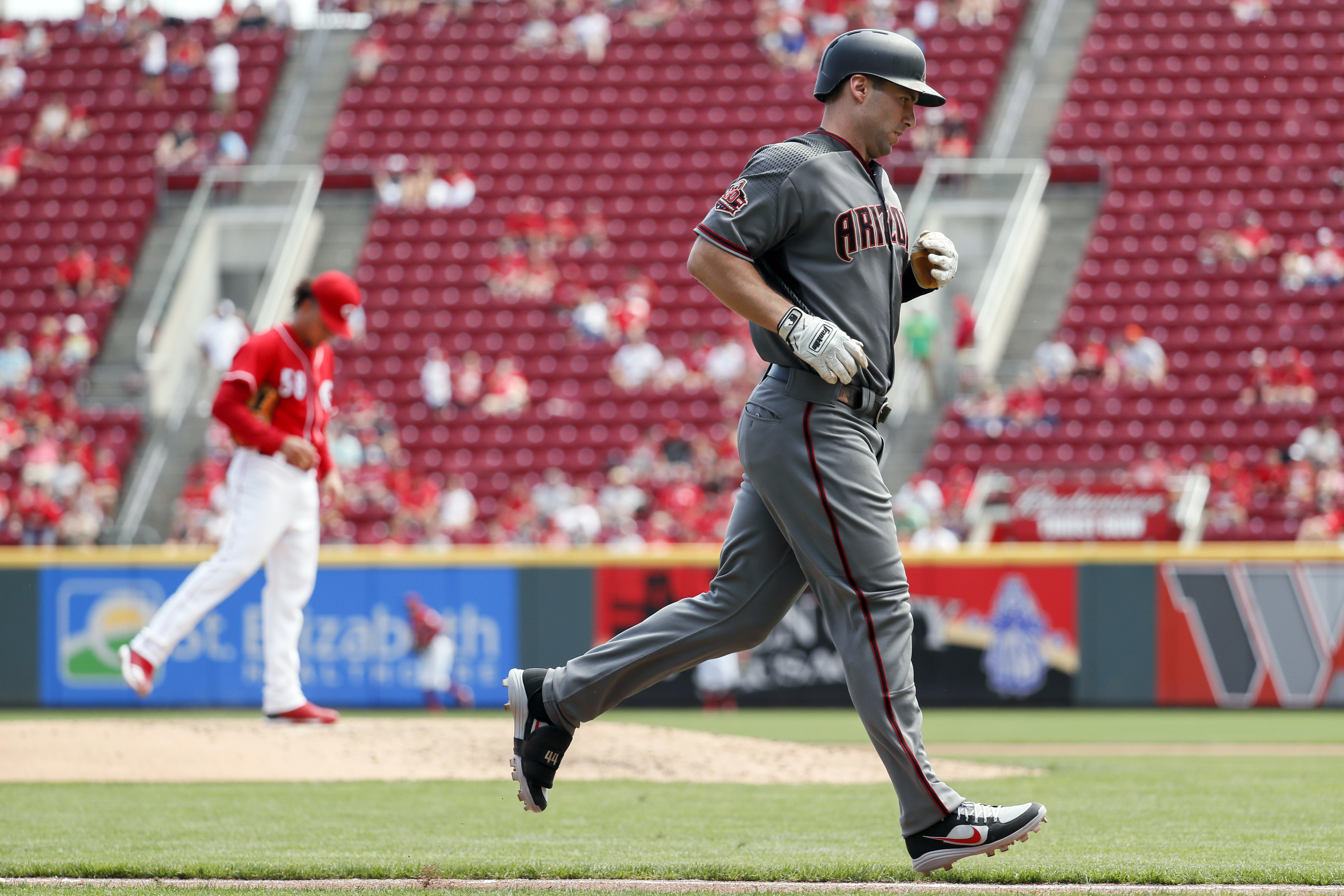 Goldschmidt homers twice as Diamondbacks beat Reds 9-2