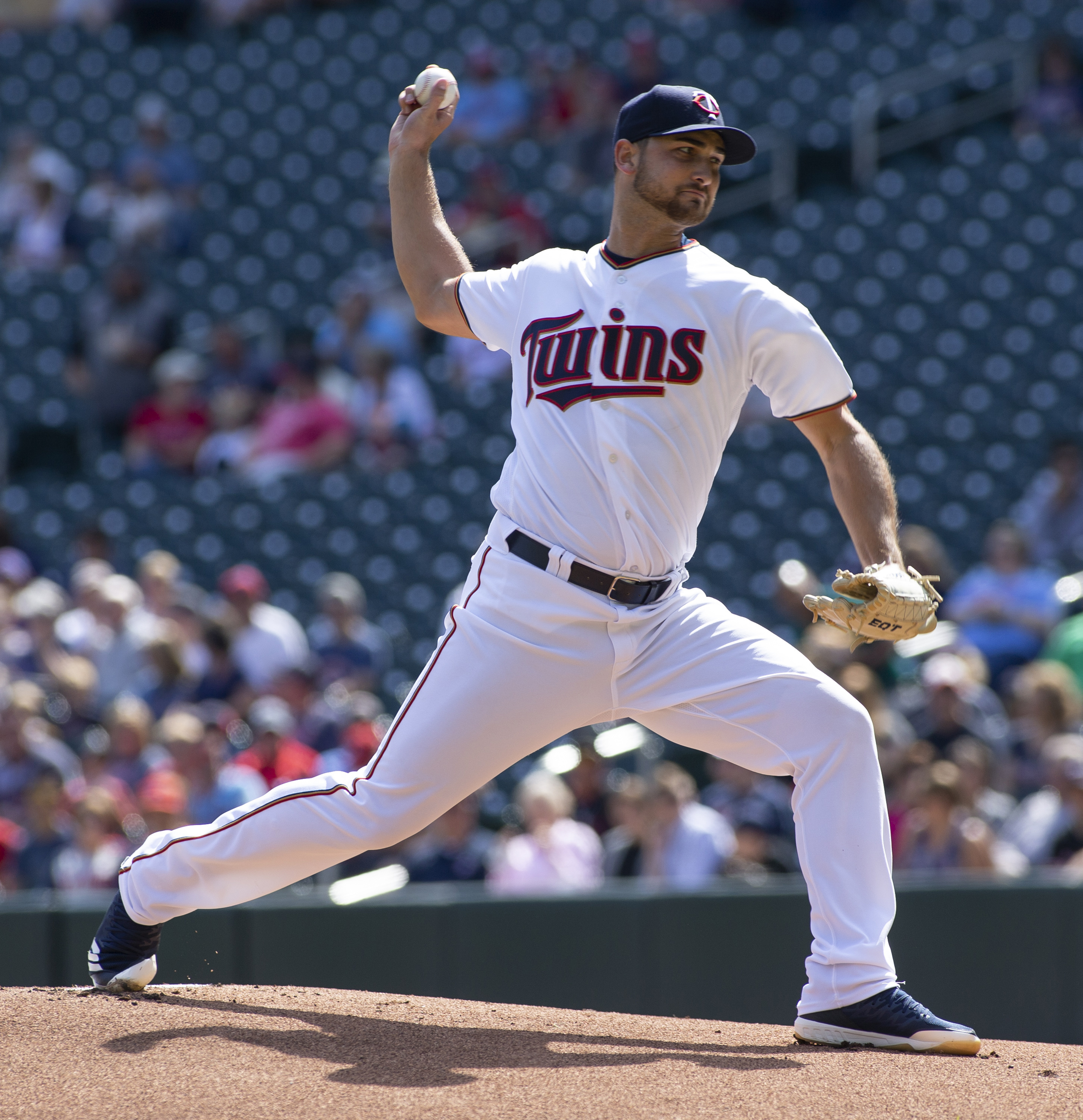 Astudillo hits game-ending home run, Twins beat Royals 3-1