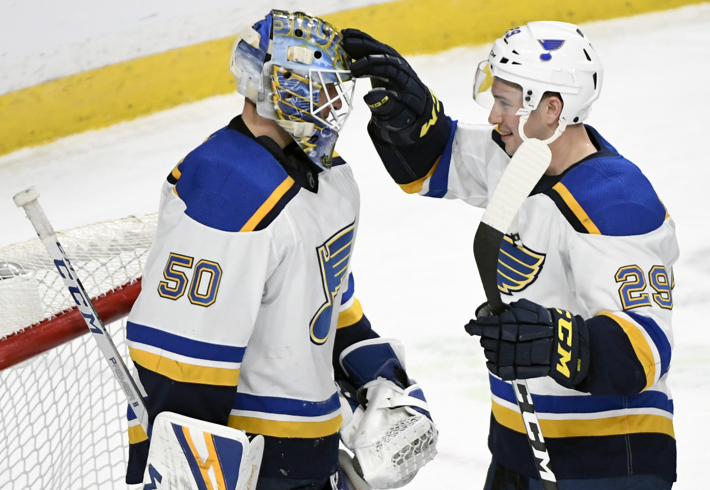 Blues top Wild 3-0 for 3rd straight shutout, 10th win in row