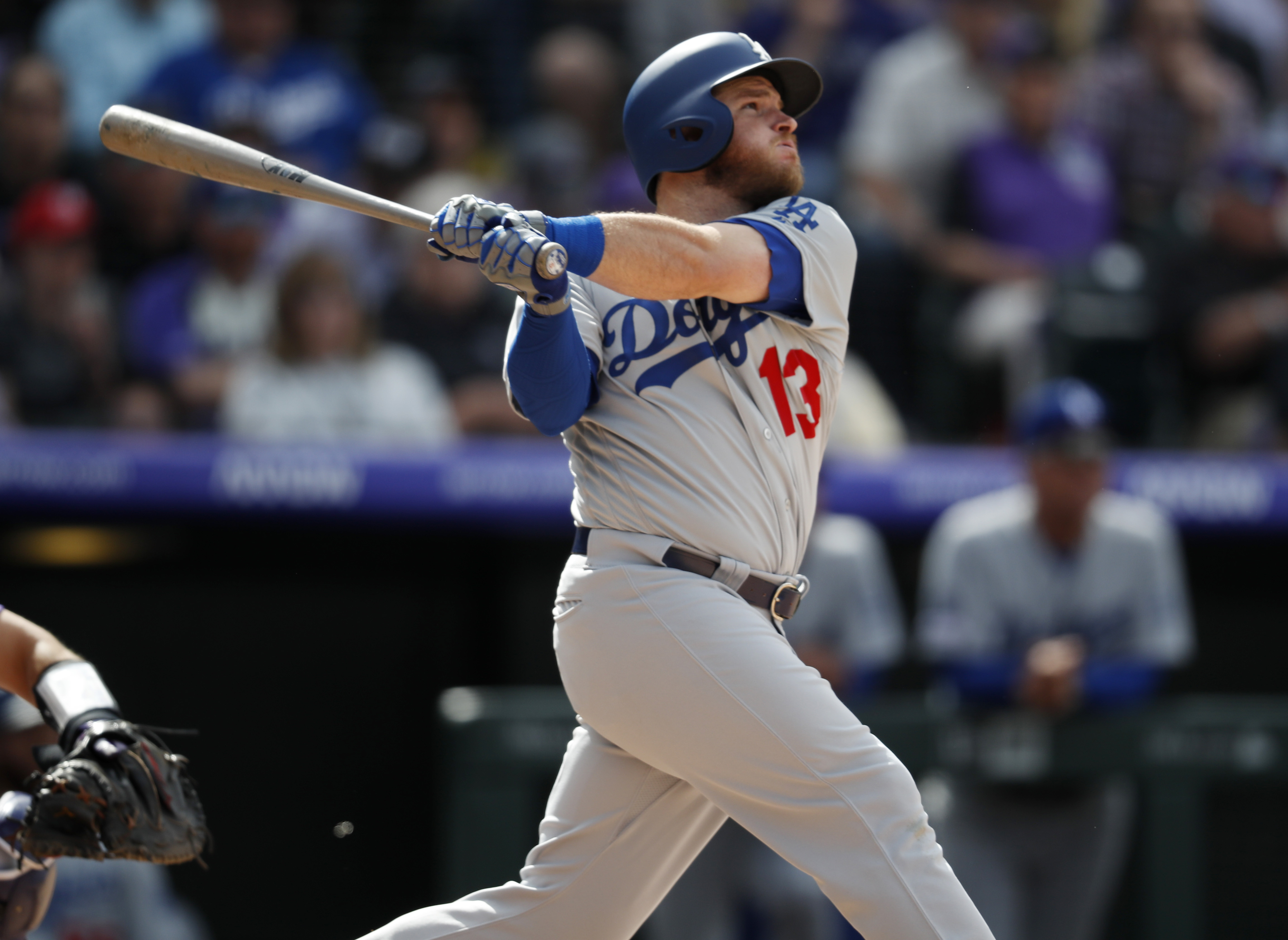 LA Longballs: Muncy, Bellinger, Russell HR, Dodgers beat Rox