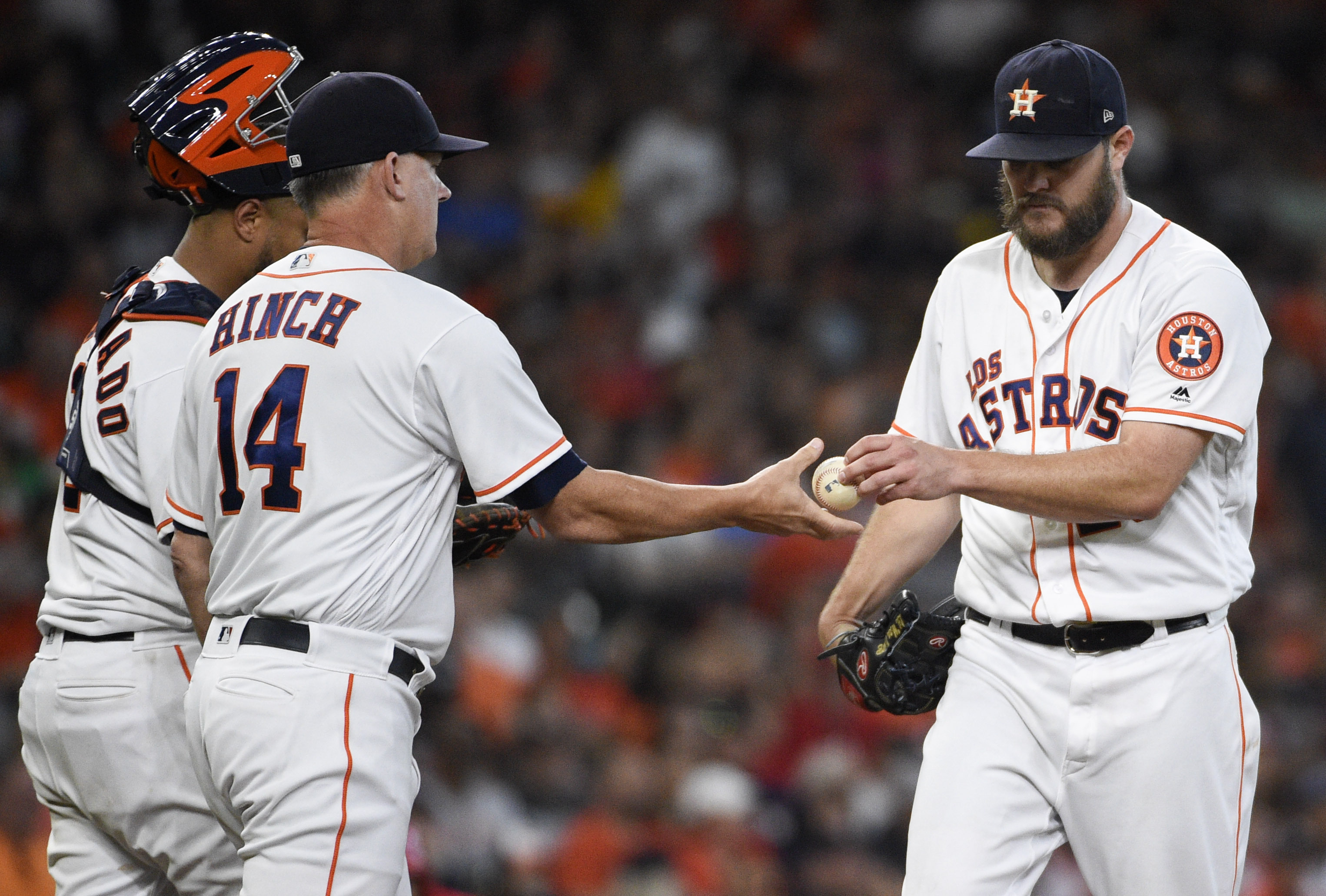 Astros' AL West title delayed with 8-4 loss to Angels