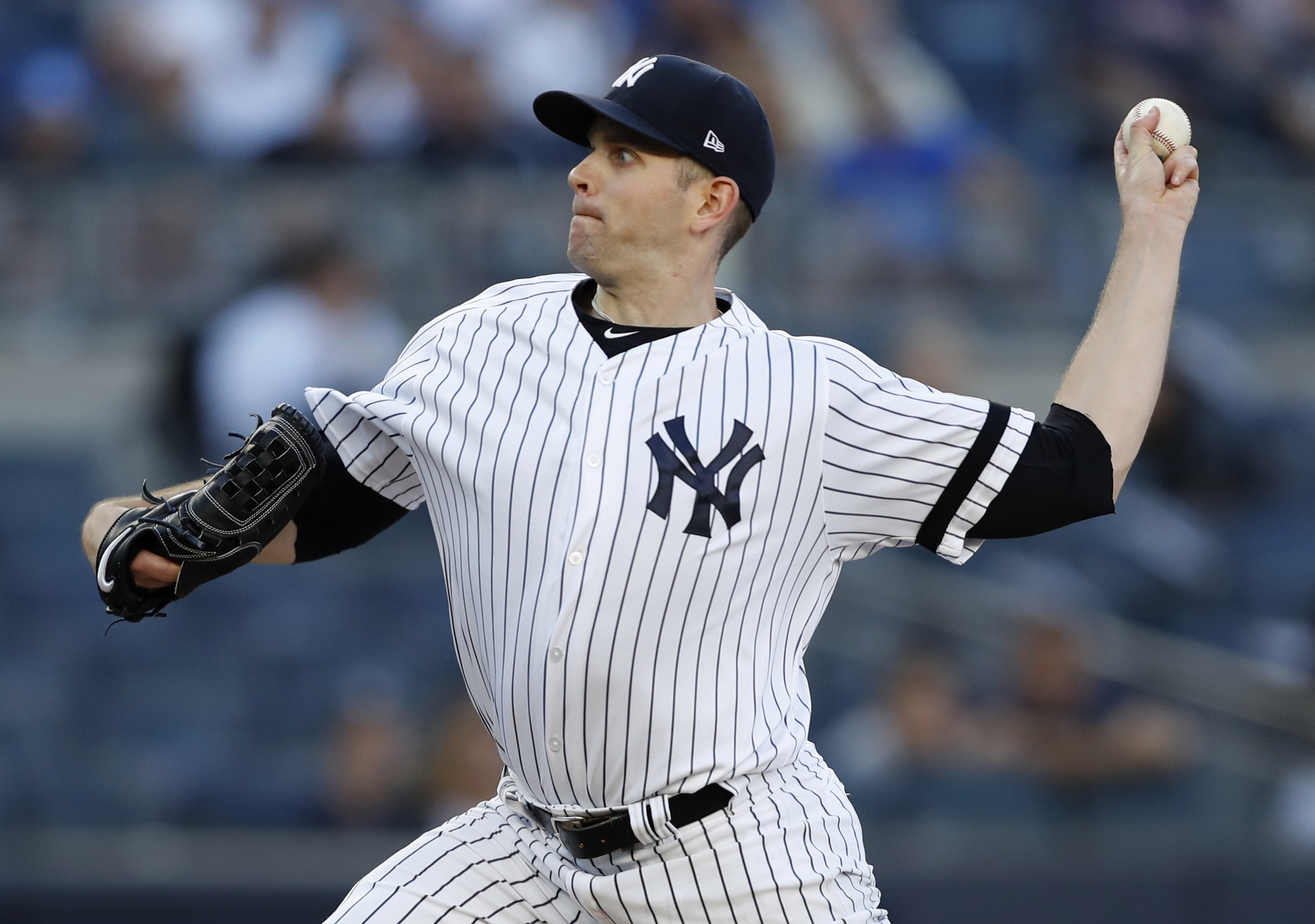 Yankees win 7th straight, beat struggling Astros 4-1