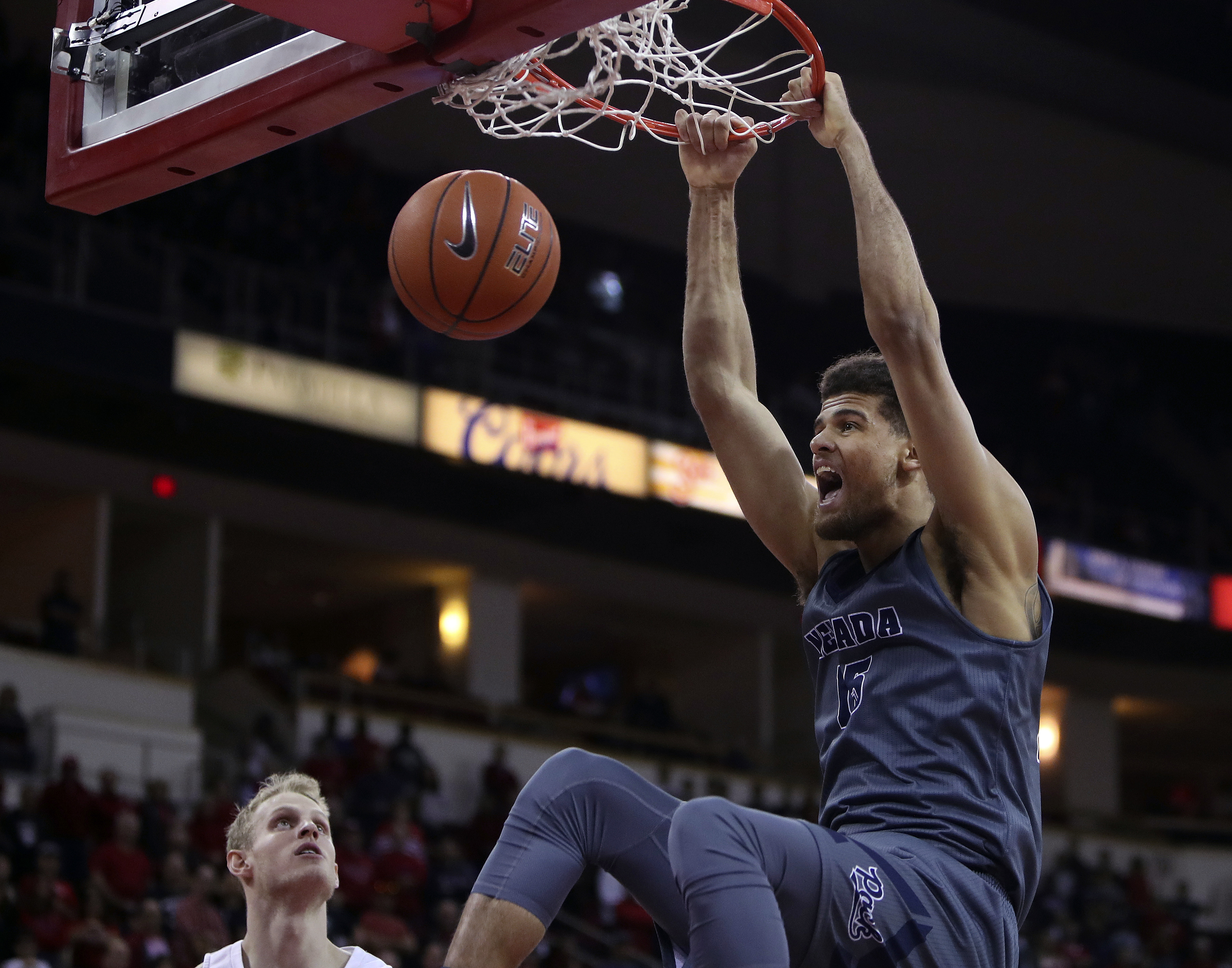 Martin’s 27 points helps No. 10 Nevada beat Fresno State