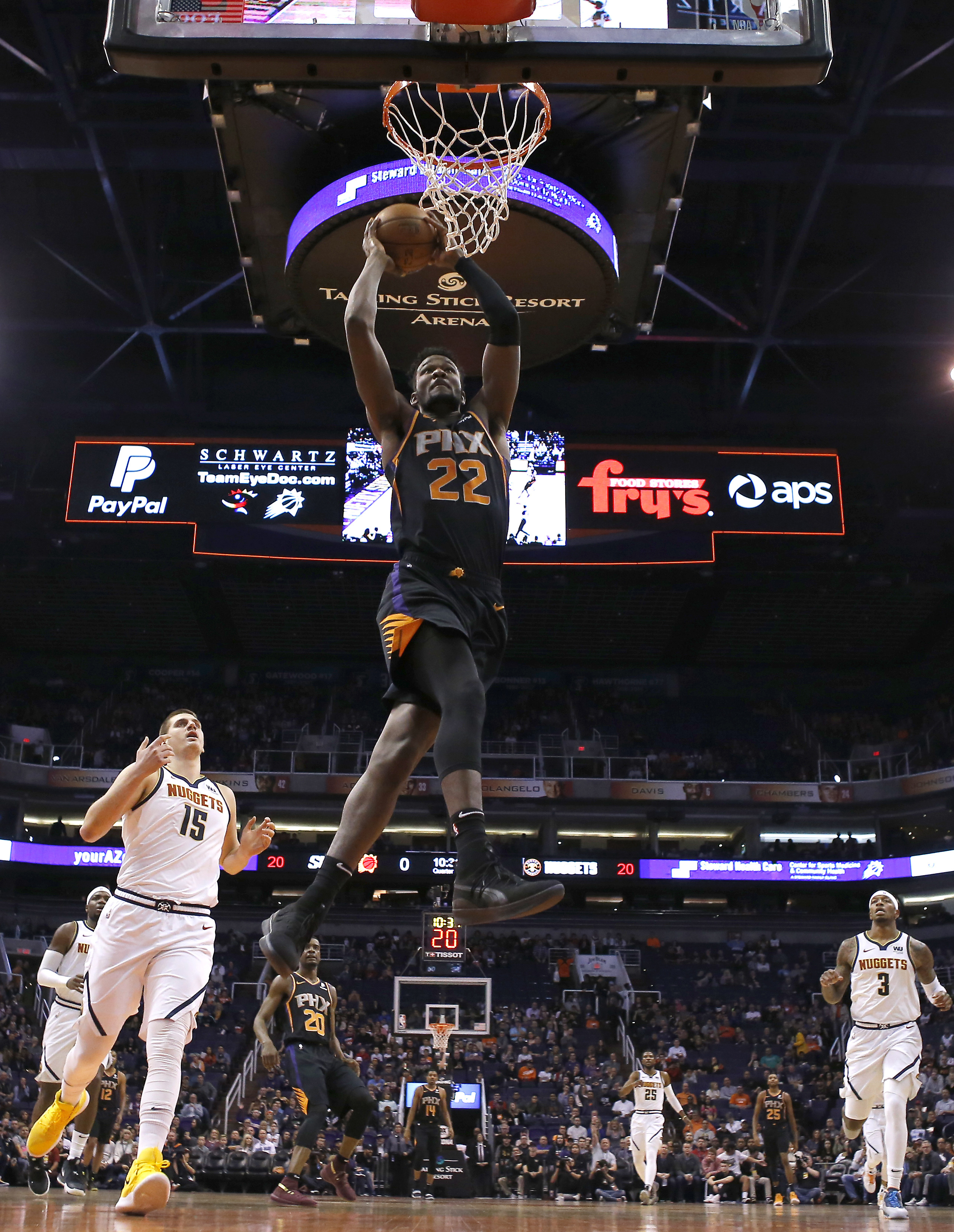 Oubre, Ayton lead Suns past West-leading Nuggets 102-93