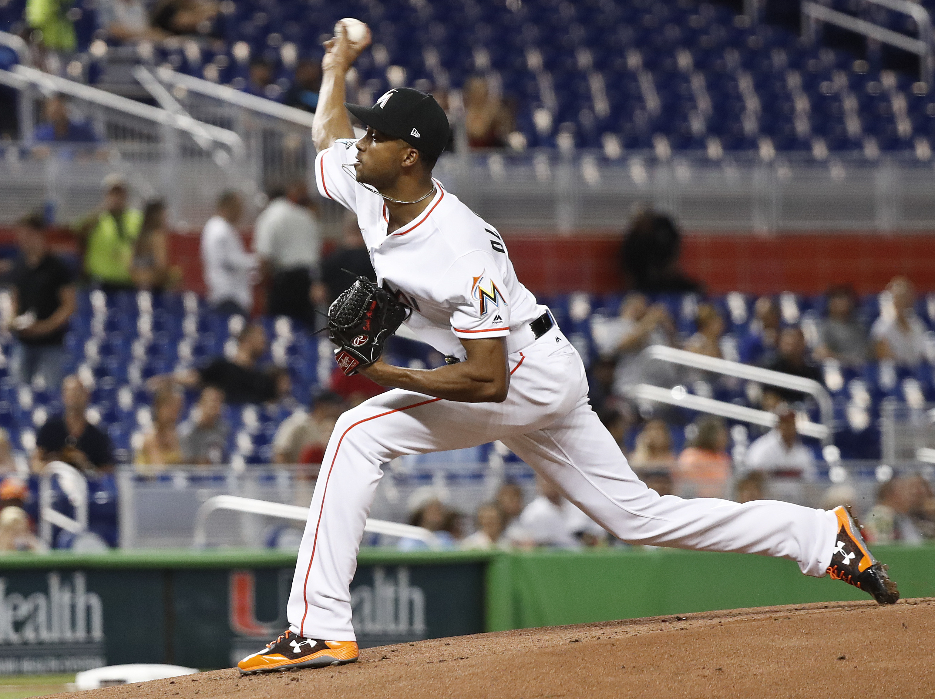 Alcantara dazzles on the mound, Marlins top Phillies 2-1