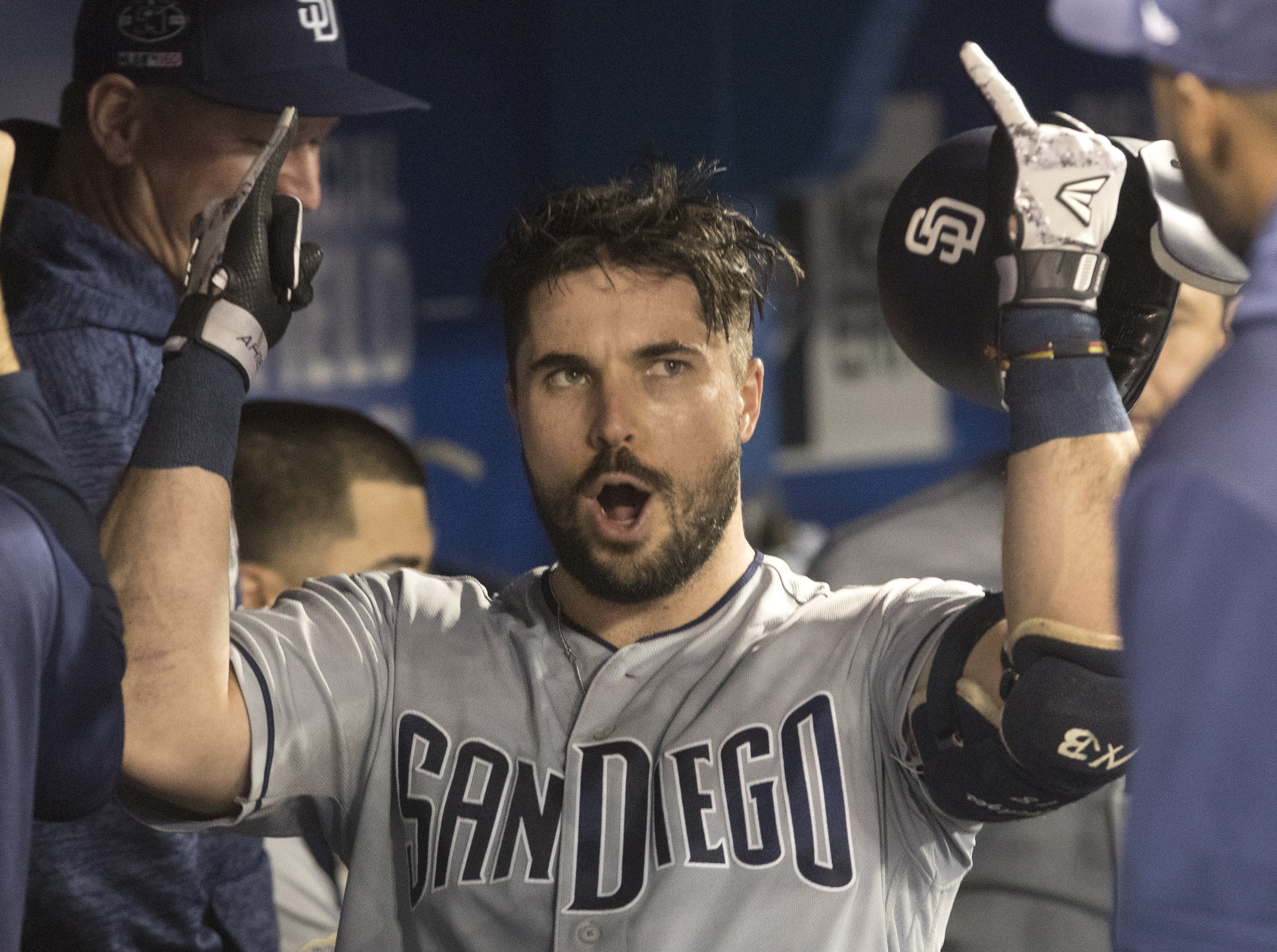 Hedges hits grand slam as Padres pound Blue Jays 19-4