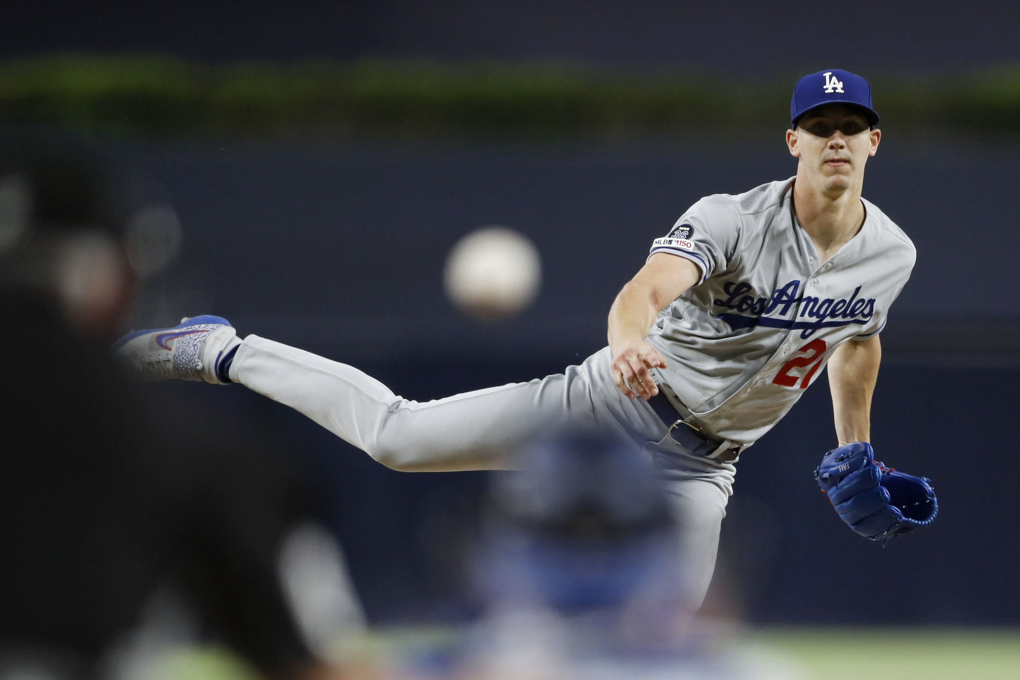 Buehler dominates Padres again in Dodgers' 9-0 victory