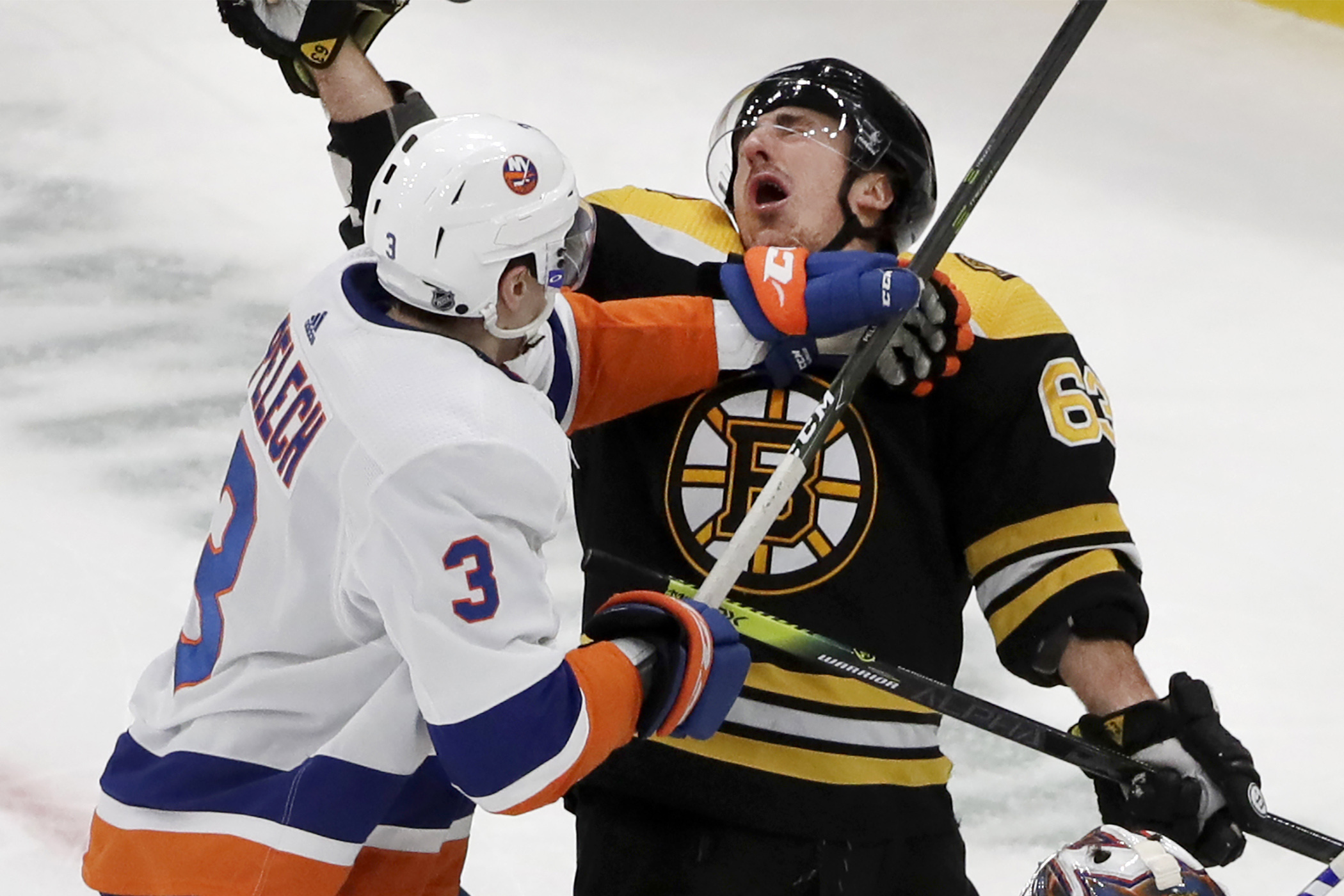 Barzal scores in regulation and OT, Isles beat Bruins 3-2